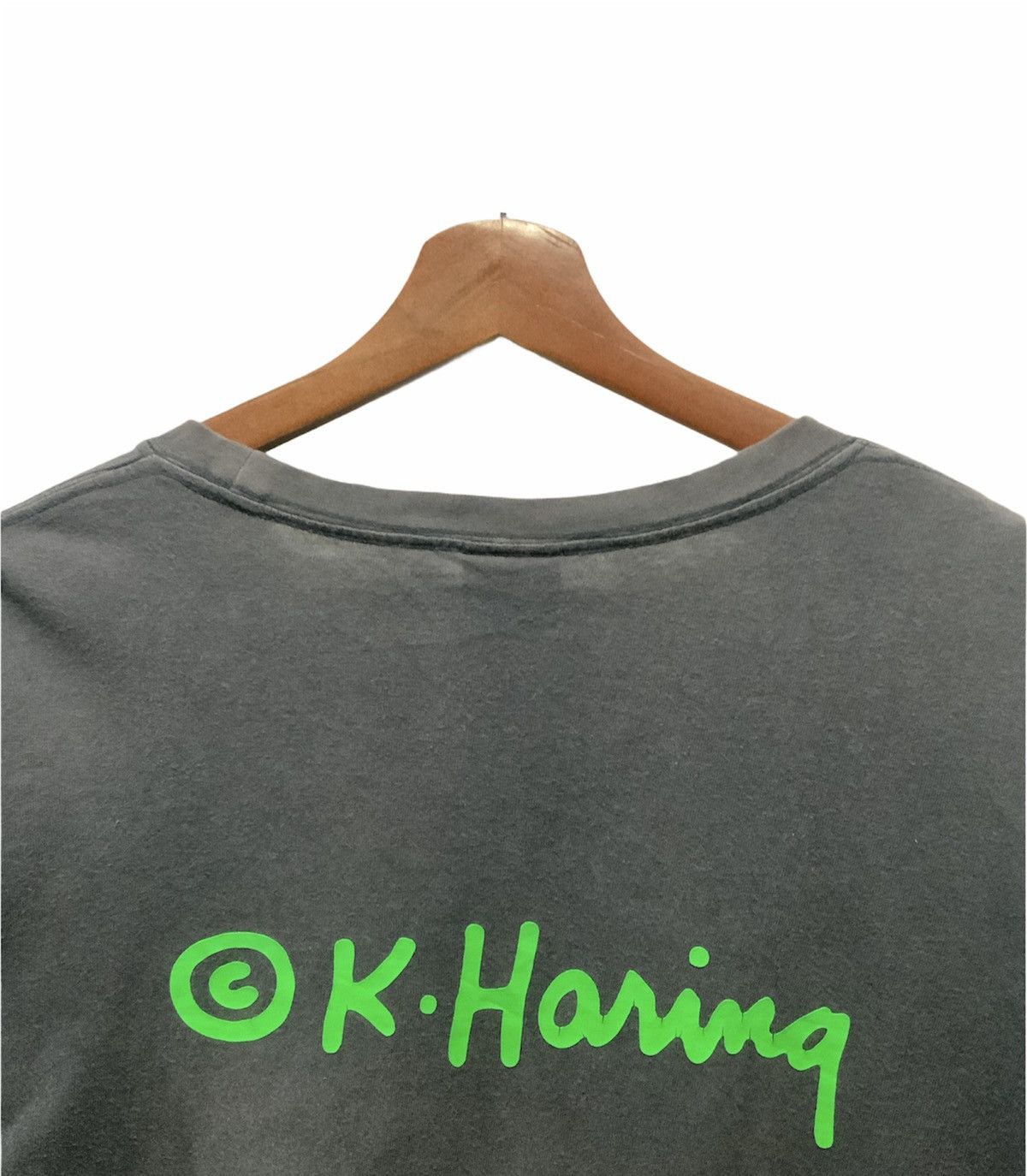 Keith Haring Vintage Fade Keith Haring Japan Tee Size US L / EU 52-54 / 3 - 5 Thumbnail