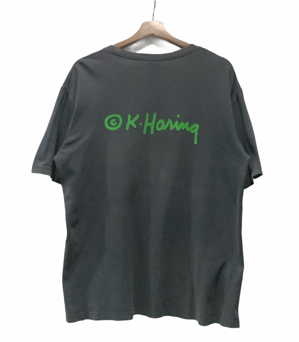Keith Haring Vintage Fade Keith Haring Japan Tee Size US L / EU 52-54 / 3 - 4 Thumbnail