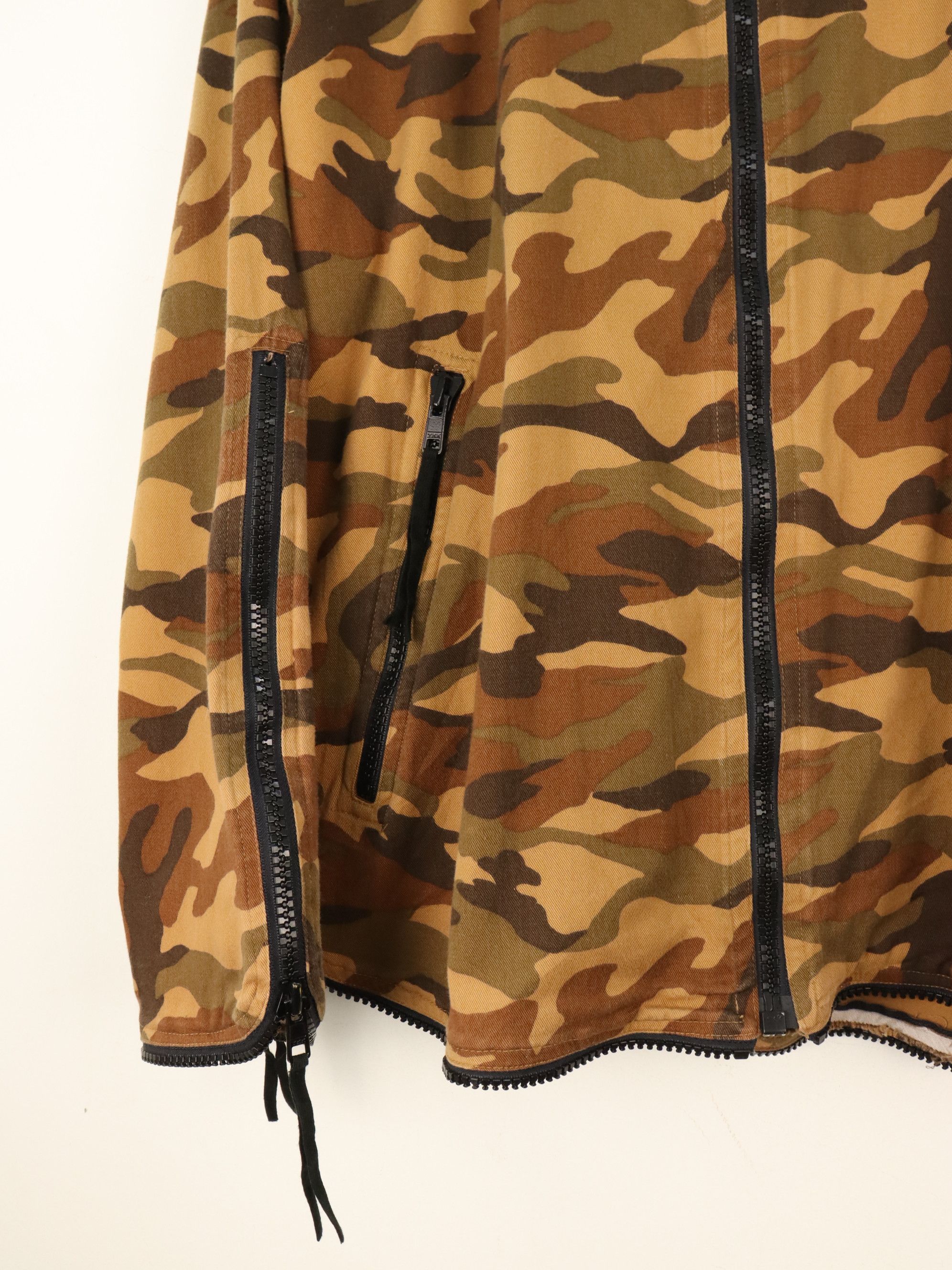 Needles HOGGS by Nepenthes Multi Zipper Camo Jacket Size US XL / EU 56 / 4 - 7 Thumbnail