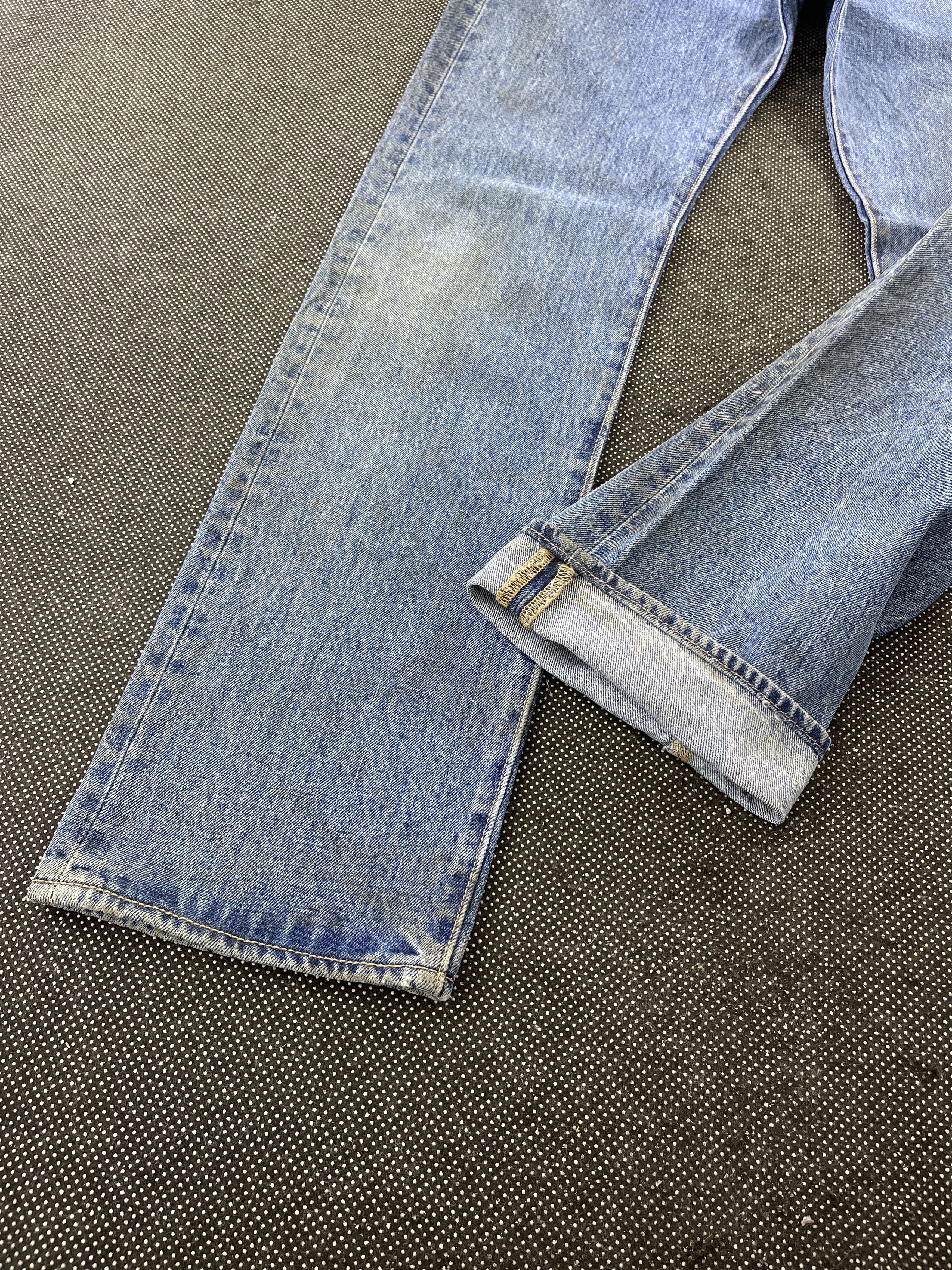 Levi's Vintage Levi’s 501 Dirty Wash Jeans 32 x 32 Denim - J262 Size US 34 / EU 50 - 5 Thumbnail