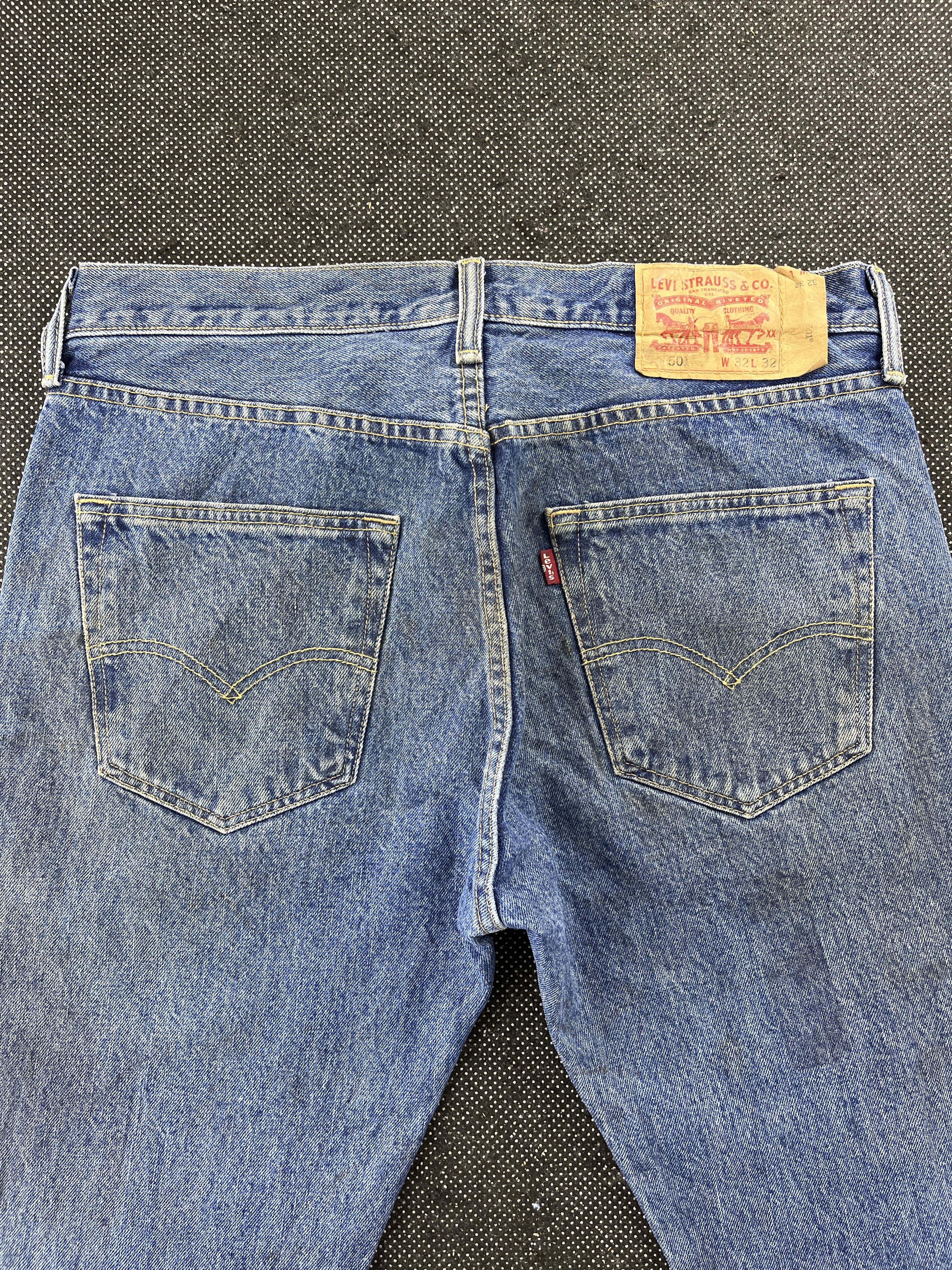 Levi's Vintage Levi’s 501 Dirty Wash Jeans 32 x 32 Denim - J262 Size US 34 / EU 50 - 4 Thumbnail