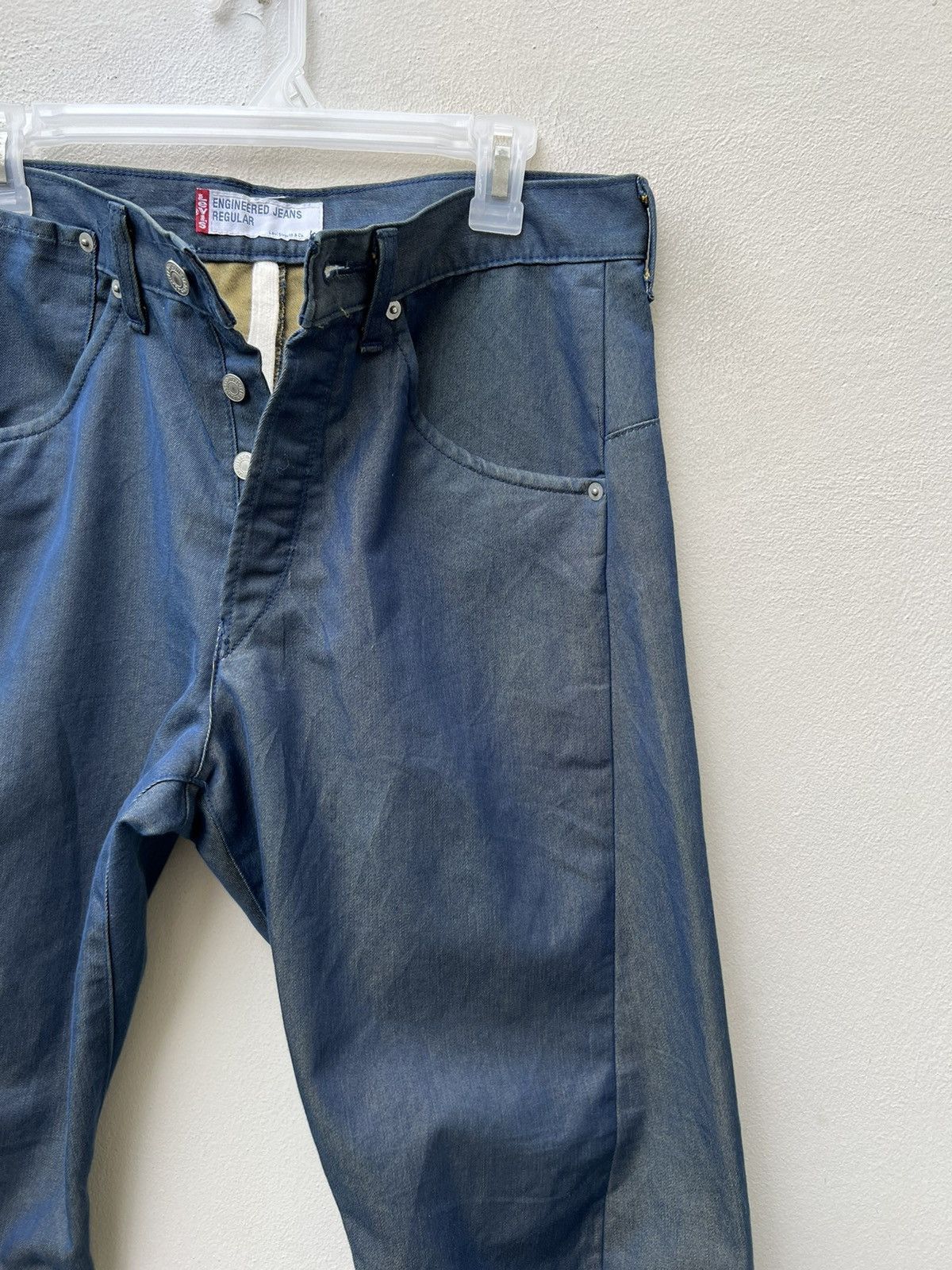 Levi's Vintage Millennium Year 2000 Levi’s Engineered Regular Jeans Size US 31 - 11 Thumbnail