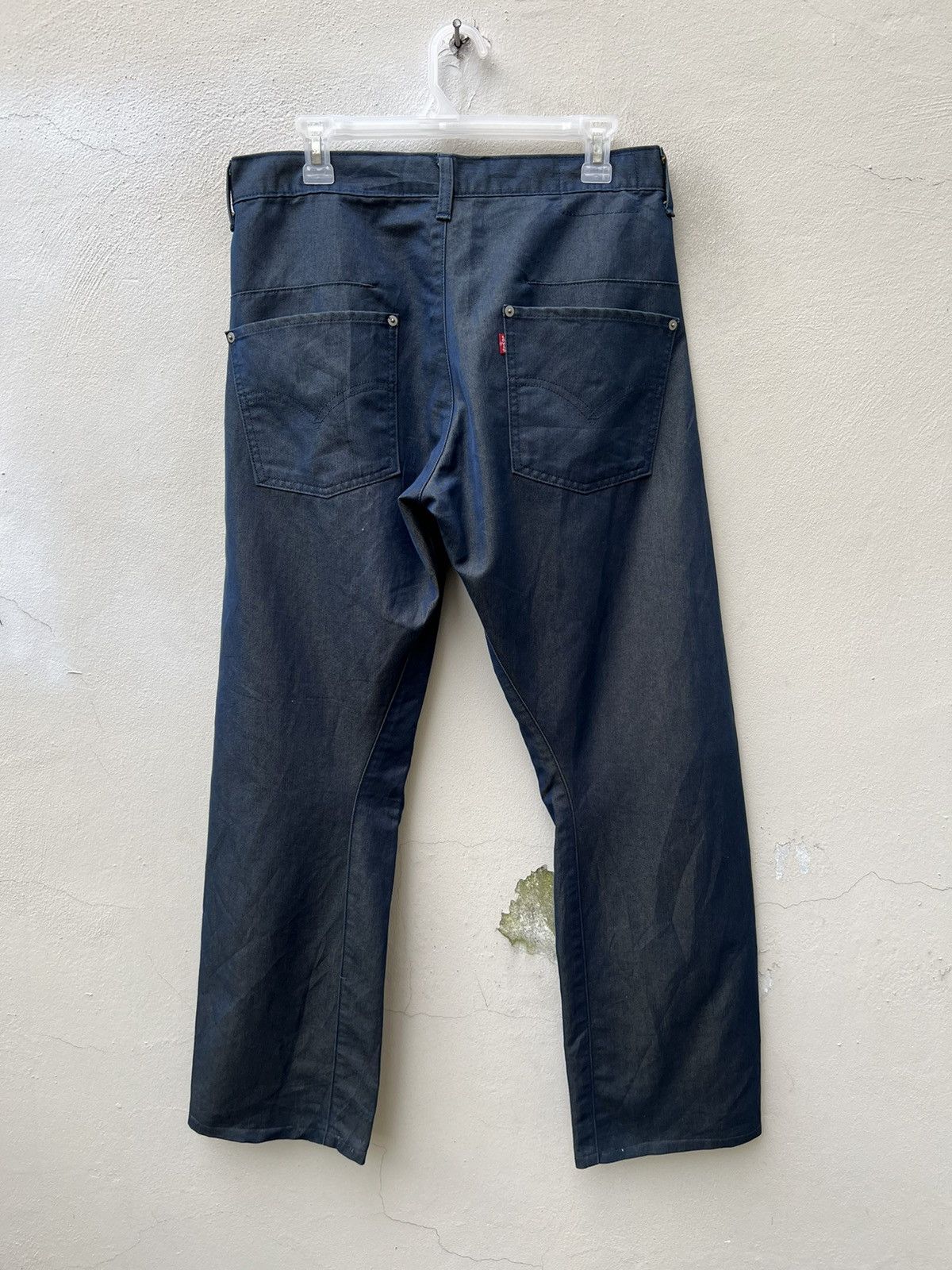 Levi's Vintage Millennium Year 2000 Levi’s Engineered Regular Jeans Size US 31 - 15 Thumbnail