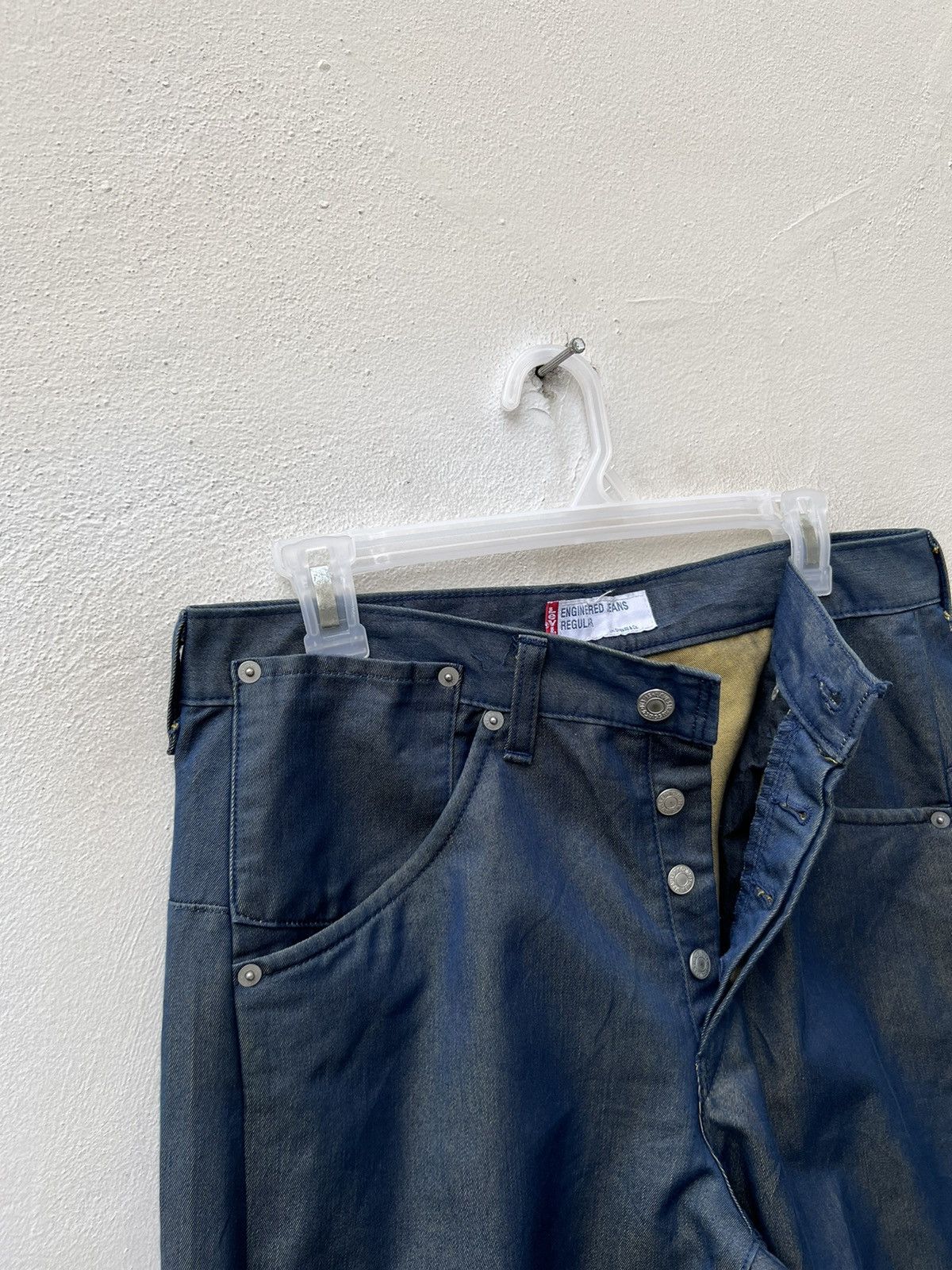 Levi's Vintage Millennium Year 2000 Levi’s Engineered Regular Jeans Size US 31 - 8 Thumbnail