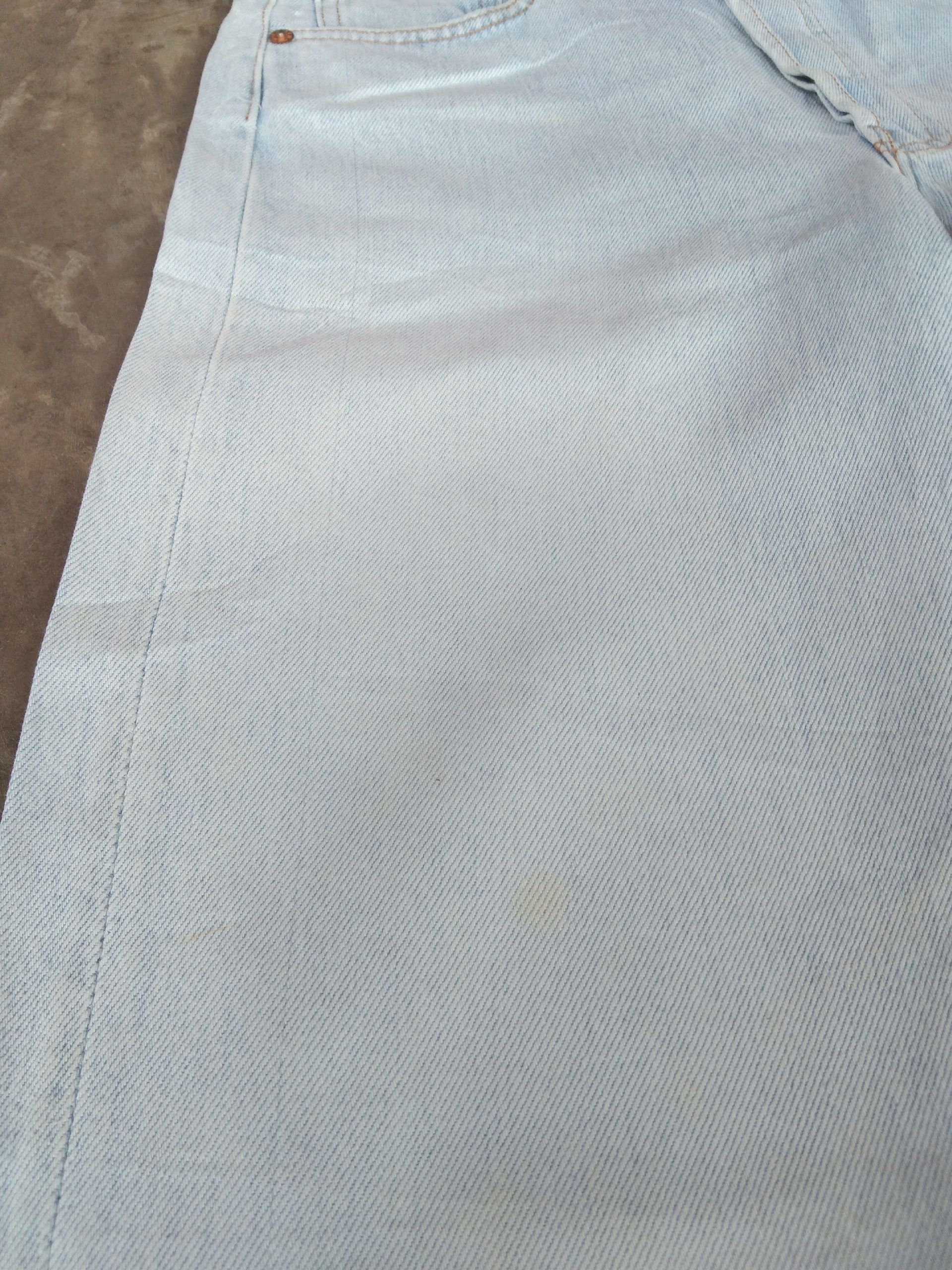 Levi's 90s Vintage Levis 501 Made In USA Faded Blue Jeans 28x31 Size US 28 / EU 44 - 4 Thumbnail