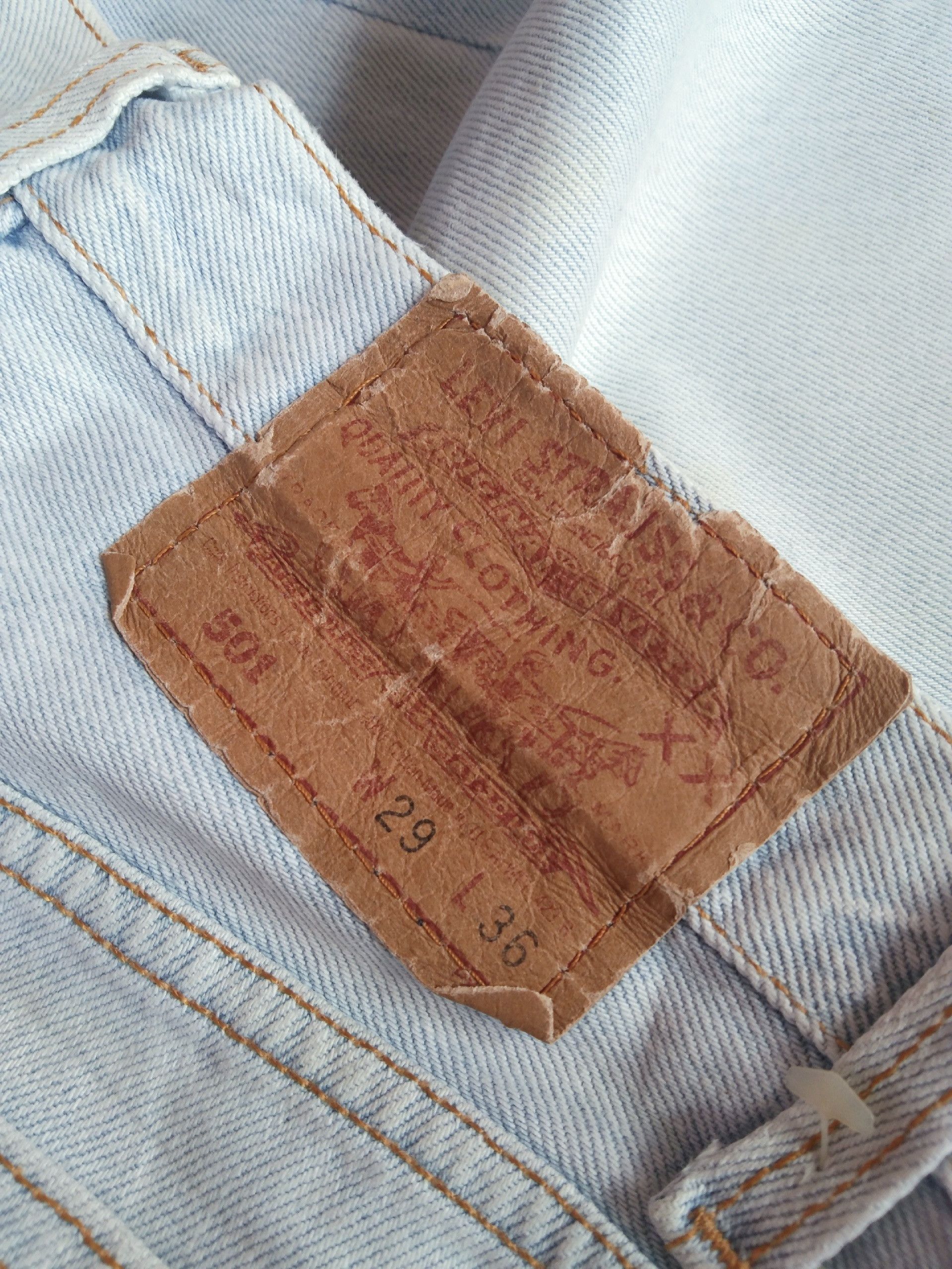 Levi's 90s Vintage Levis 501 Made In USA Faded Blue Jeans 28x31 Size US 28 / EU 44 - 9 Thumbnail