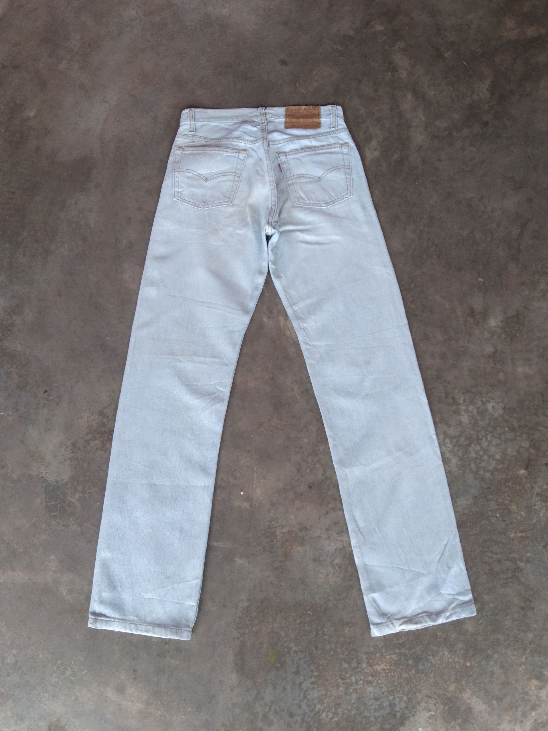 Levi's 90s Vintage Levis 501 Made In USA Faded Blue Jeans 28x31 Size US 28 / EU 44 - 2 Thumbnail