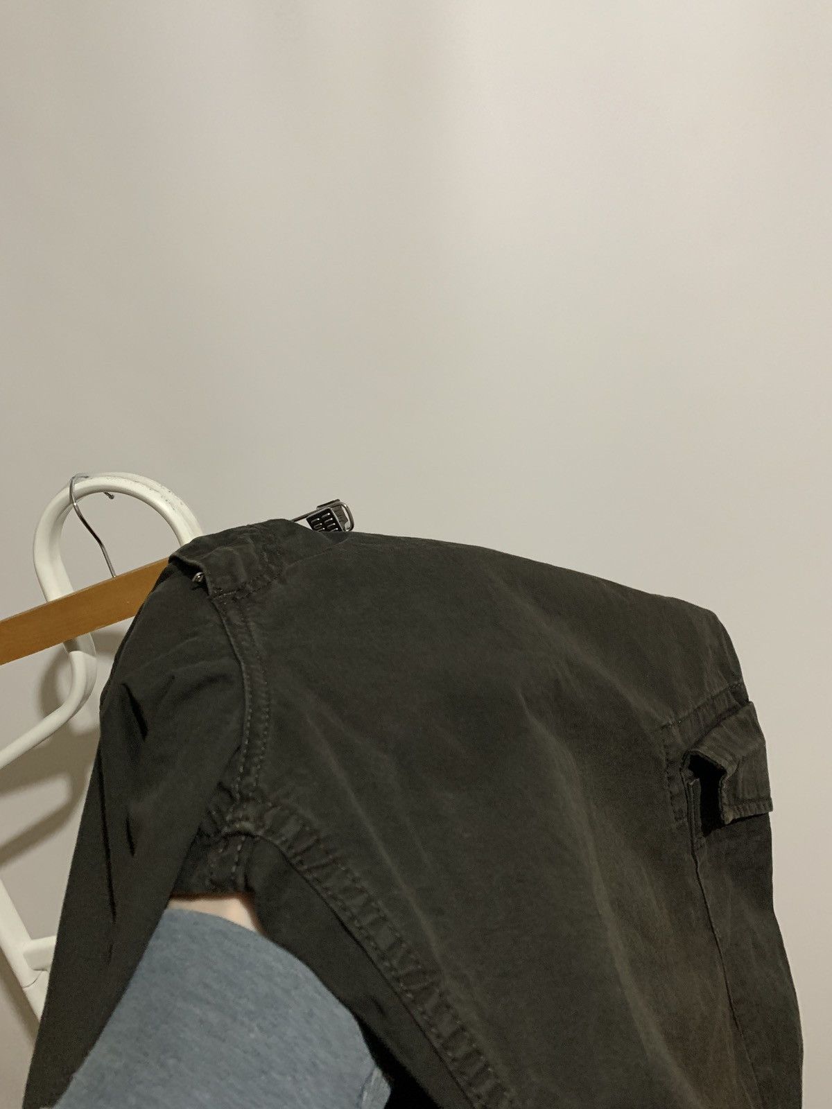 Carhartt Vintage Carhartt Sun Faded Khaki Thrift Bermuda Cargo Shorts Size US 32 / EU 48 - 18 Thumbnail