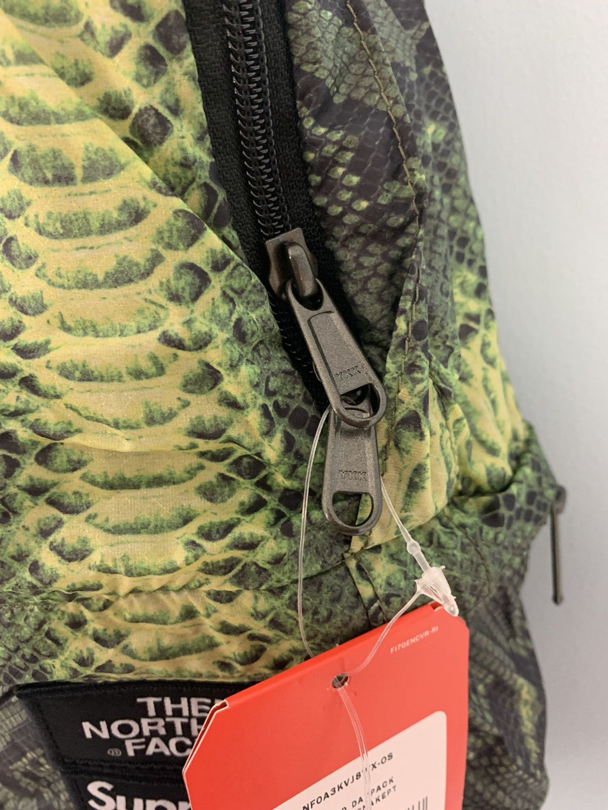 Supreme × The North Face 2018 Supreme North Face Snakeskin Lightweight Pack Backpack Size ONE SIZE - 5 Thumbnail