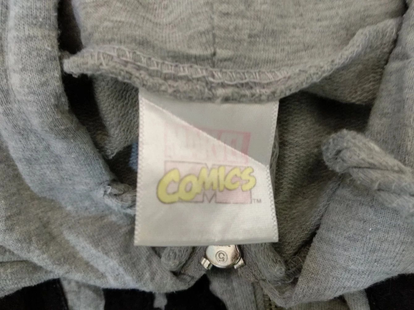Cartoon Network MARVEL COMICS Spell Out Logo Hoodie Size US L / EU 52-54 / 3 - 8 Thumbnail
