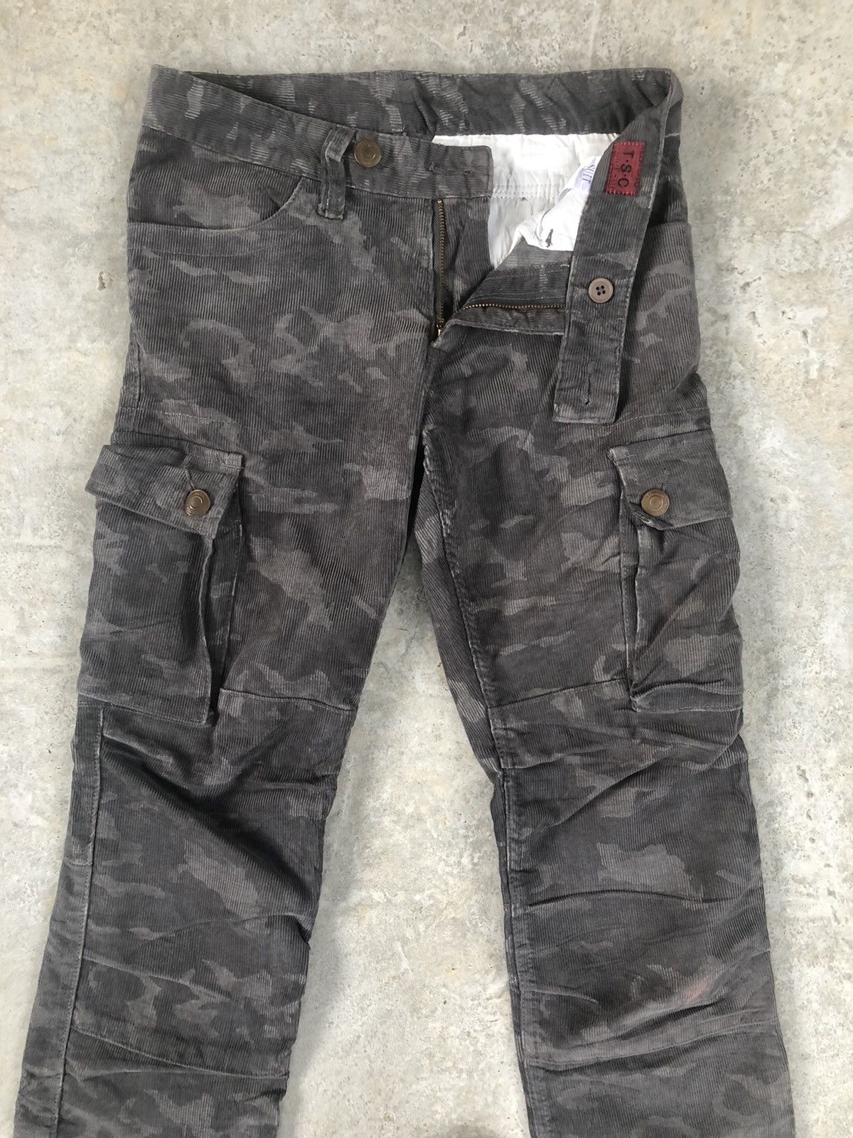 Japanese Brand suit company cargo pants corduroy camo fullprint jeans Size US 30 / EU 46 - 4 Thumbnail