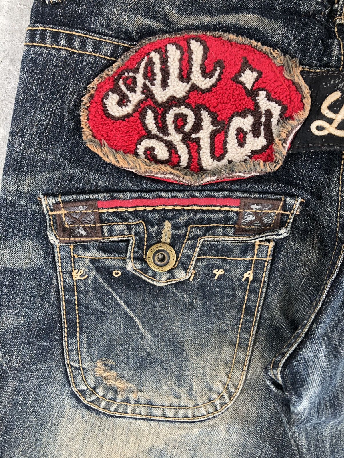 Japanese Brand Rare Yoshitomo Nara Lolita All Star Paris Distressed Jeans Size US 32 / EU 48 - 16 Thumbnail