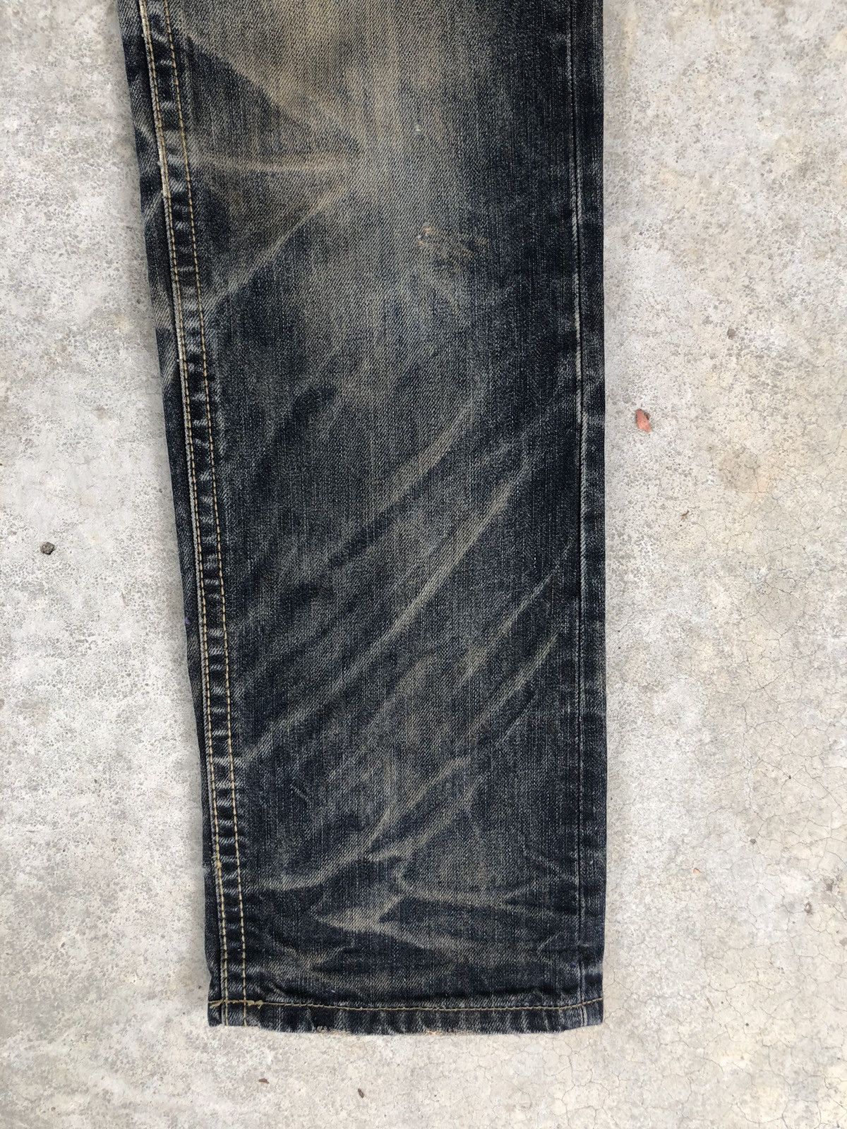 Japanese Brand Rare Yoshitomo Nara Lolita All Star Paris Distressed Jeans Size US 32 / EU 48 - 7 Thumbnail