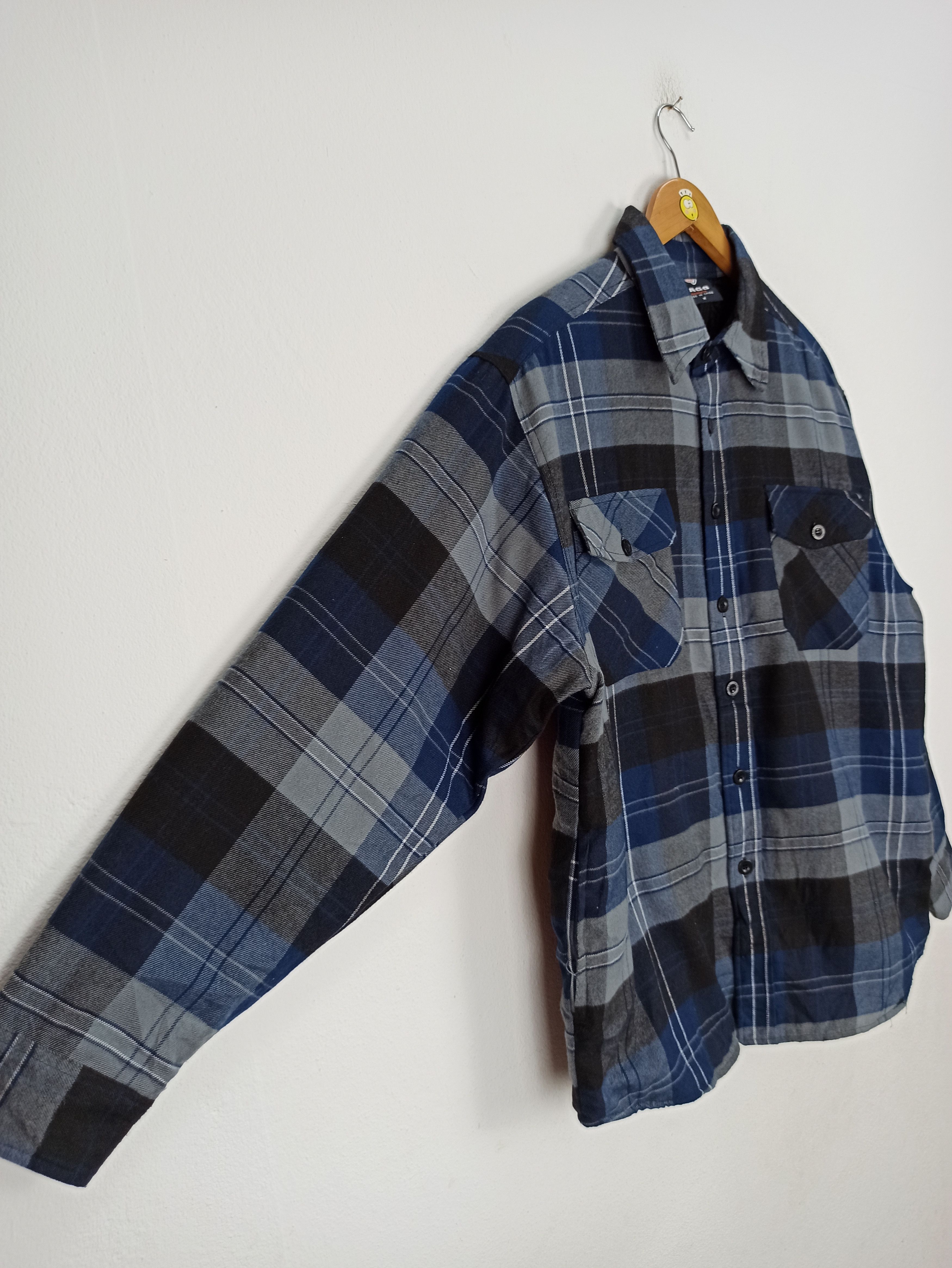 Flannel RARE Yoga Flannel up Button 2 Pocket Nice Design Size US M / EU 48-50 / 2 - 3 Thumbnail