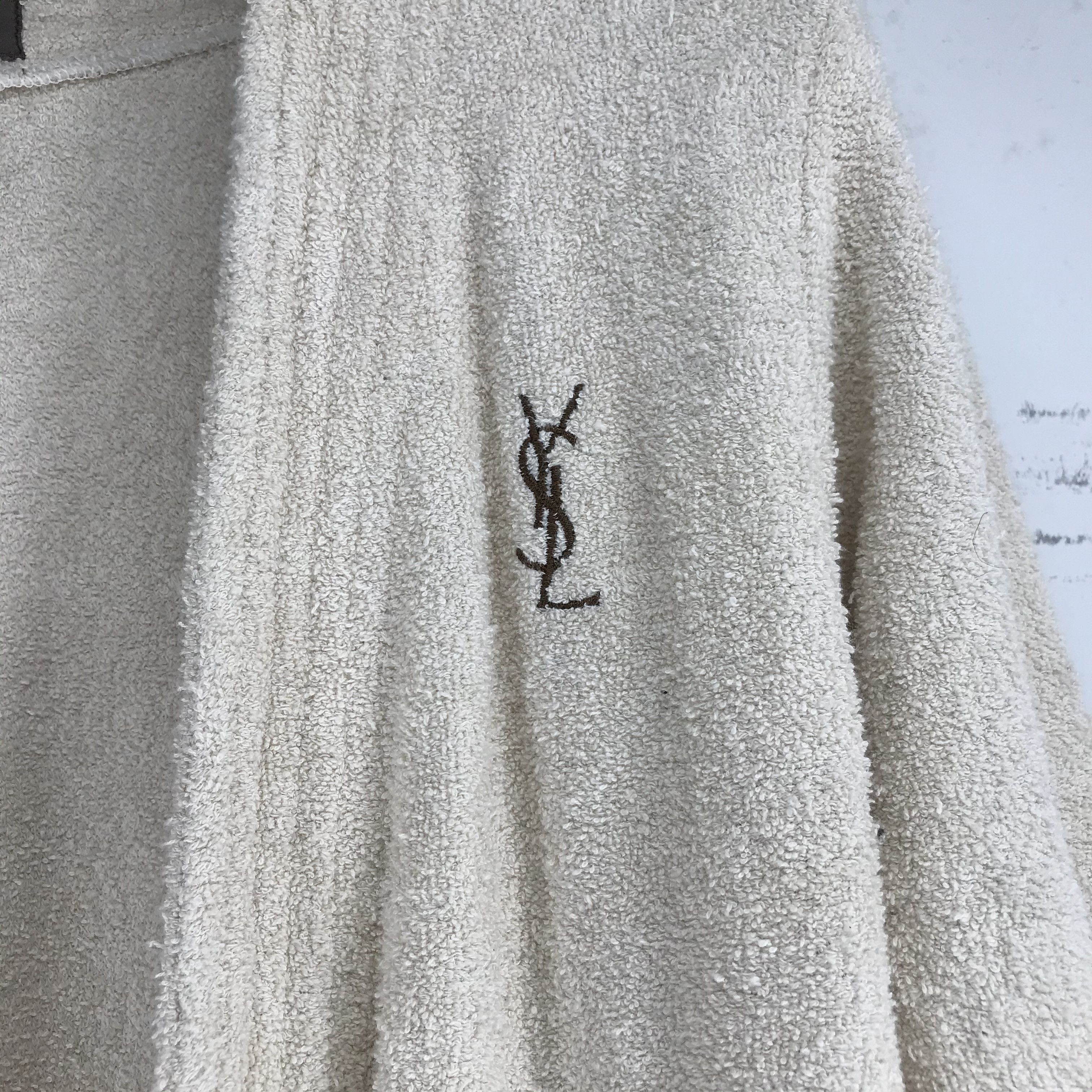 Yves Saint Laurent Yves Saint Laurent Bathrobe #1872-43 Size M / US 6-8 / IT 42-44 - 4 Thumbnail