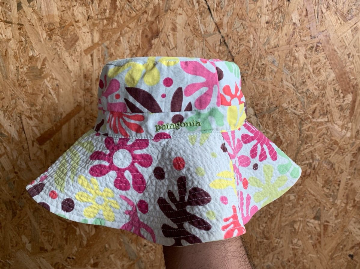 Patagonia 🔥Patagonia🔥 Floral/Reversible Pattern Bucket Hat Size ONE SIZE - 2 Thumbnail