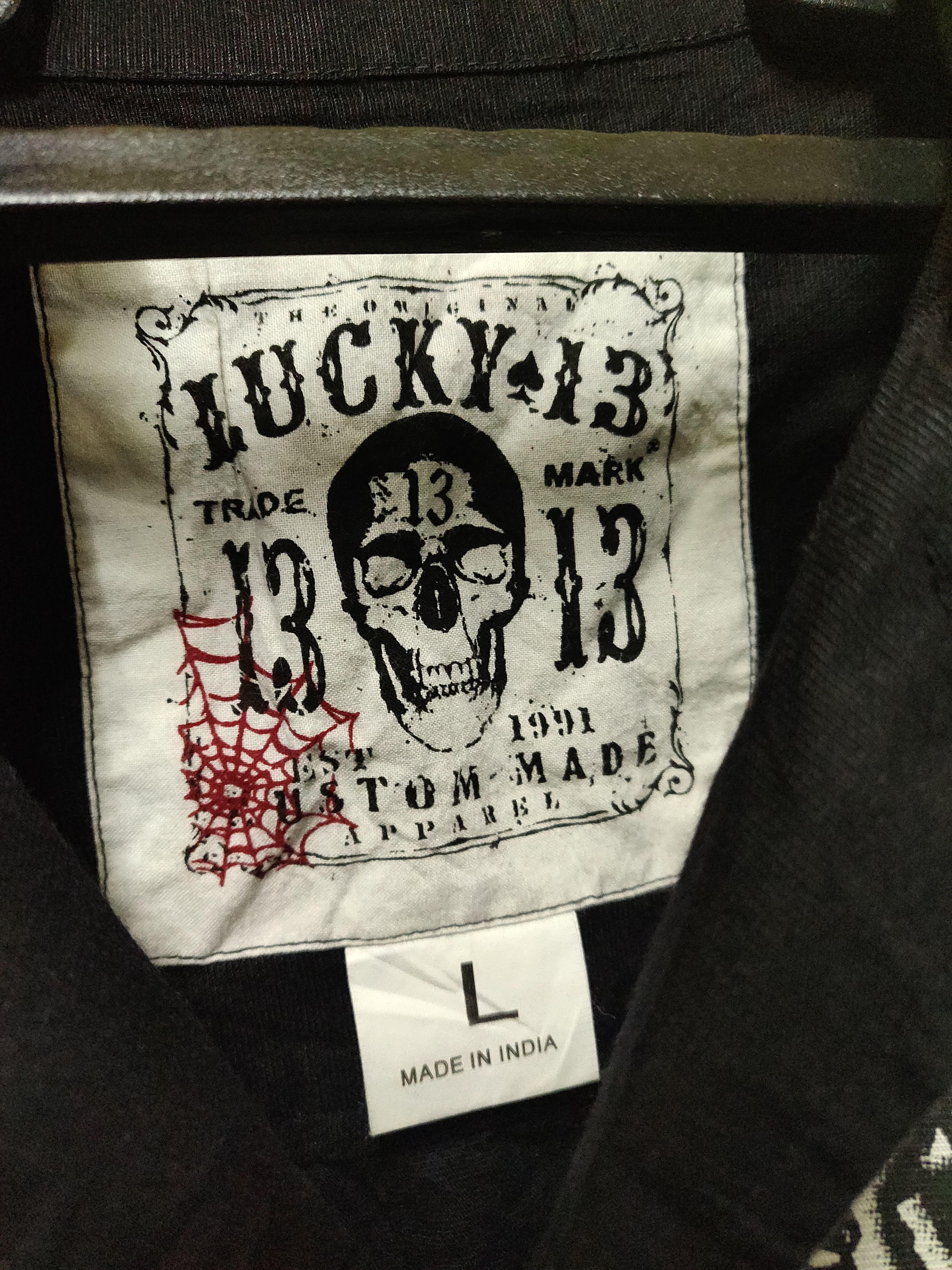 (B51) Lucky 13- nice skull design 100%rayon