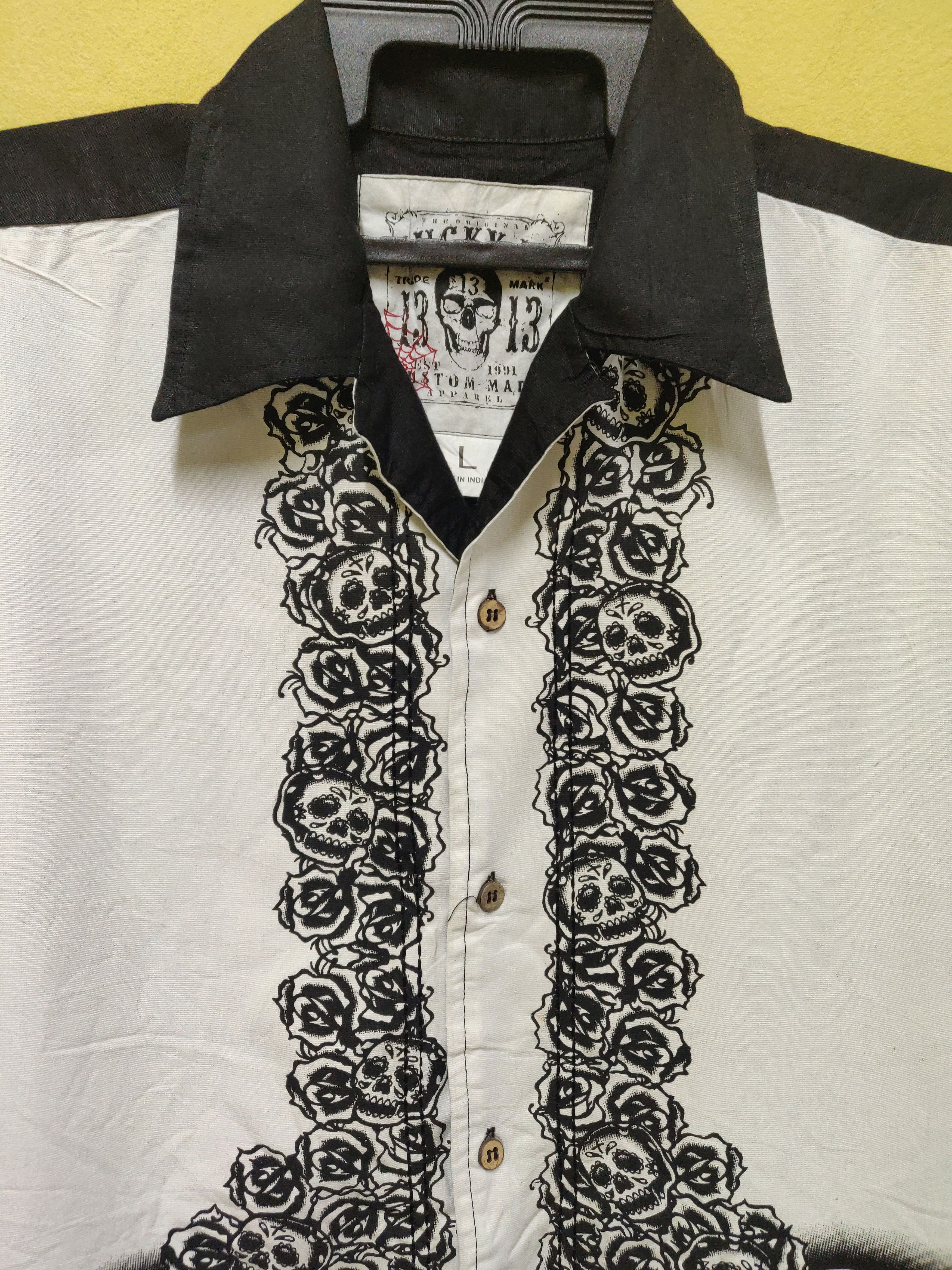 (B51) Lucky 13- nice skull design 100%rayon