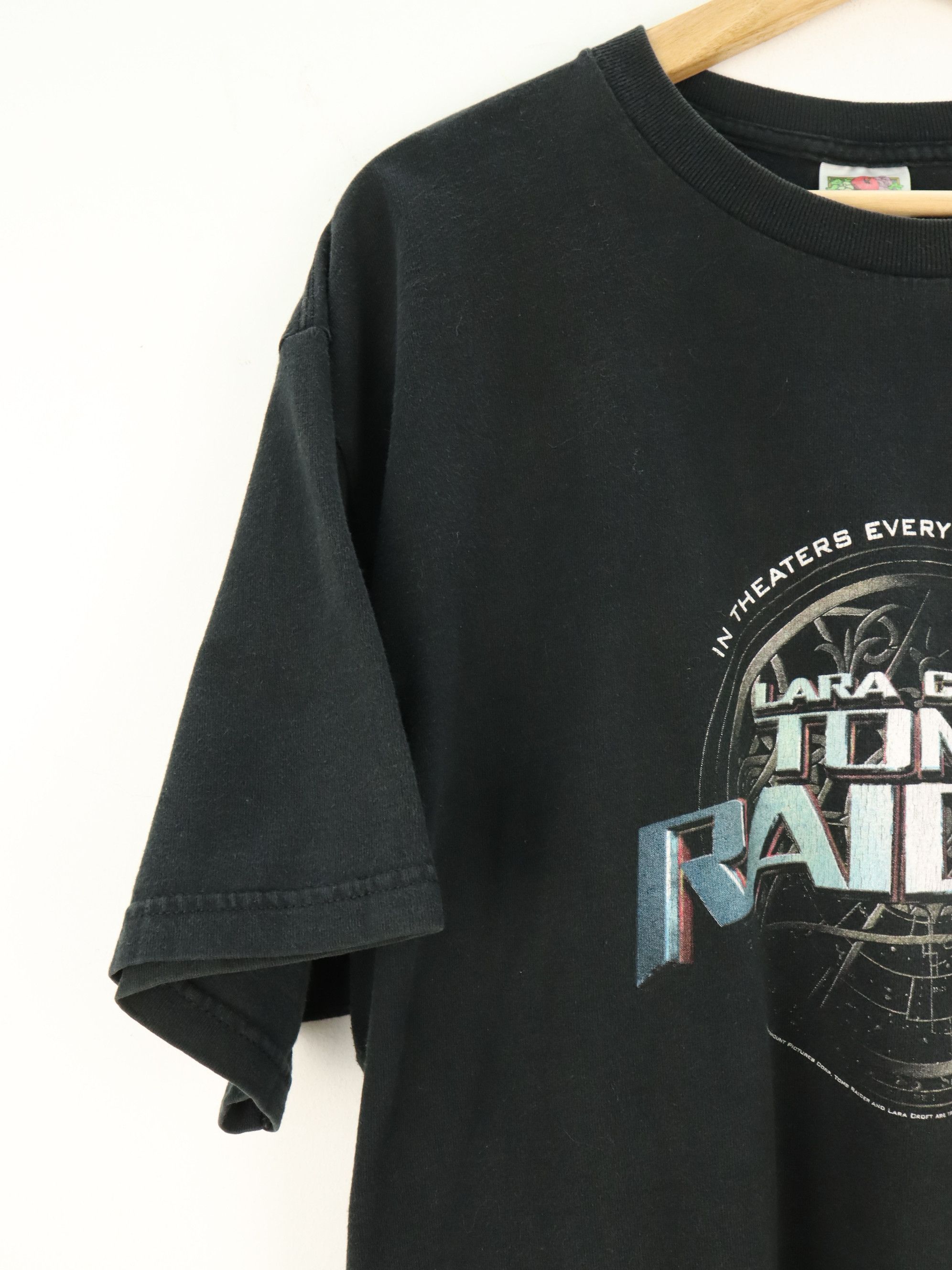 Fruit Of The Loom Vintage Movie Tomb Raider Lara Croft Angelina Jolie 2001s Size US XL / EU 56 / 4 - 6 Thumbnail