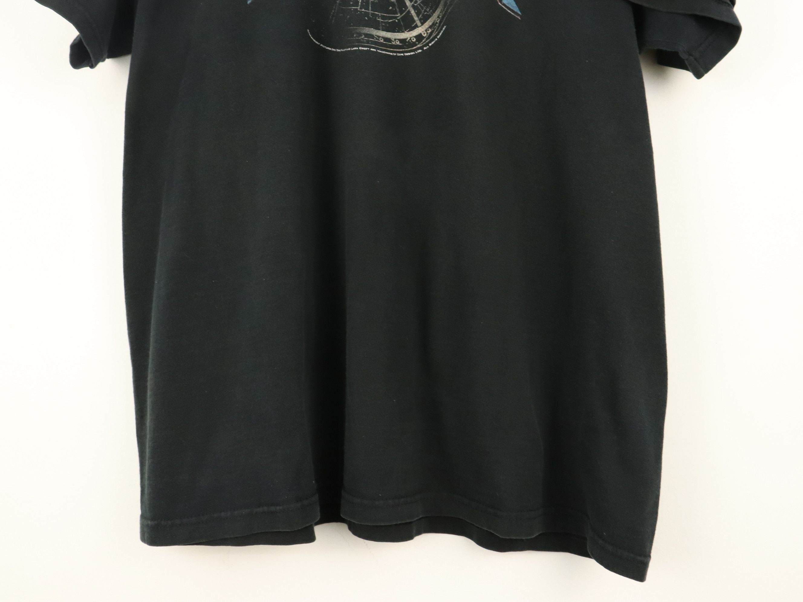 Fruit Of The Loom Vintage Movie Tomb Raider Lara Croft Angelina Jolie 2001s Size US XL / EU 56 / 4 - 14 Thumbnail