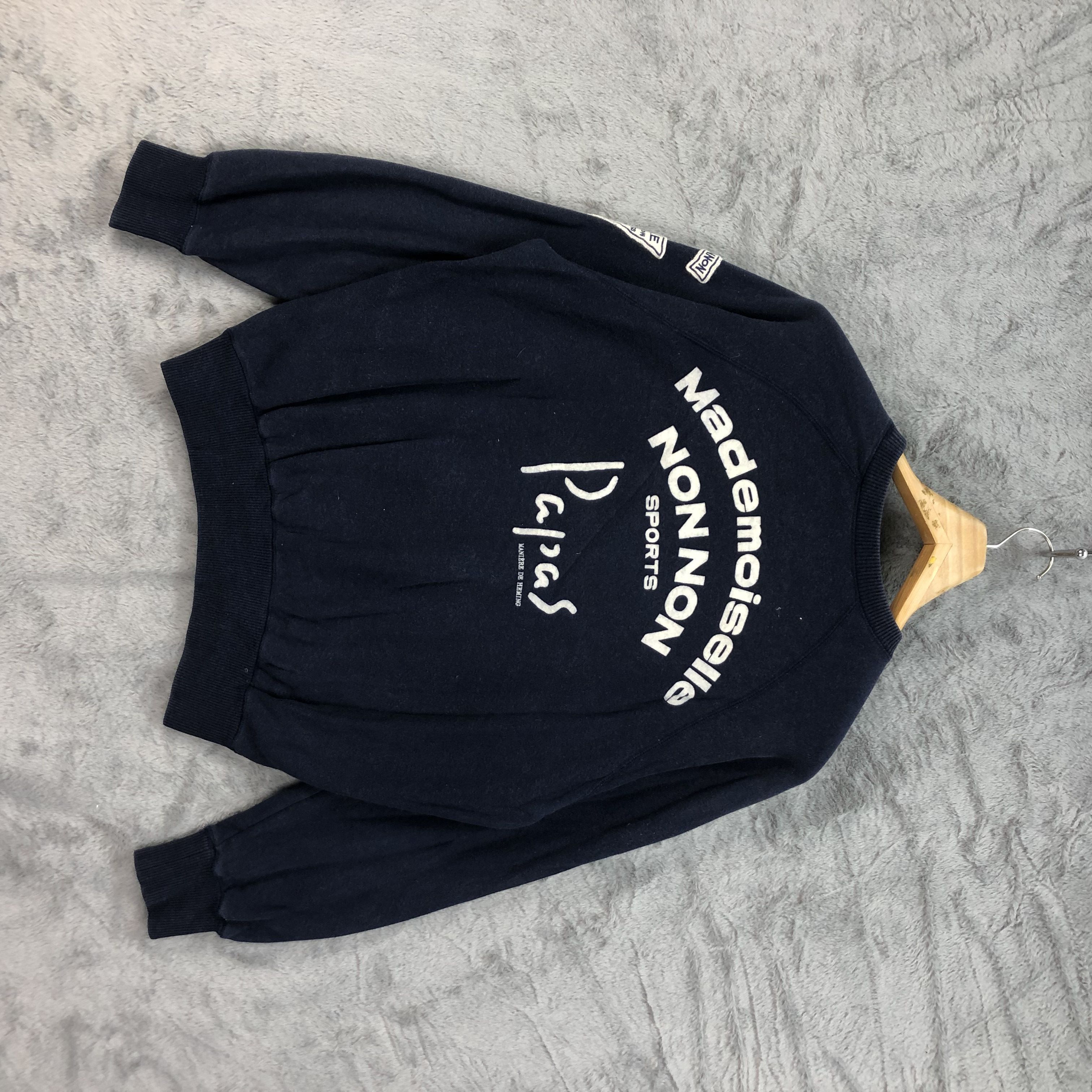 image of Mademoiselle Non Non Papas Back Big Logo Sweat 4504-156 in Navy Blue, Men's (Size Small)