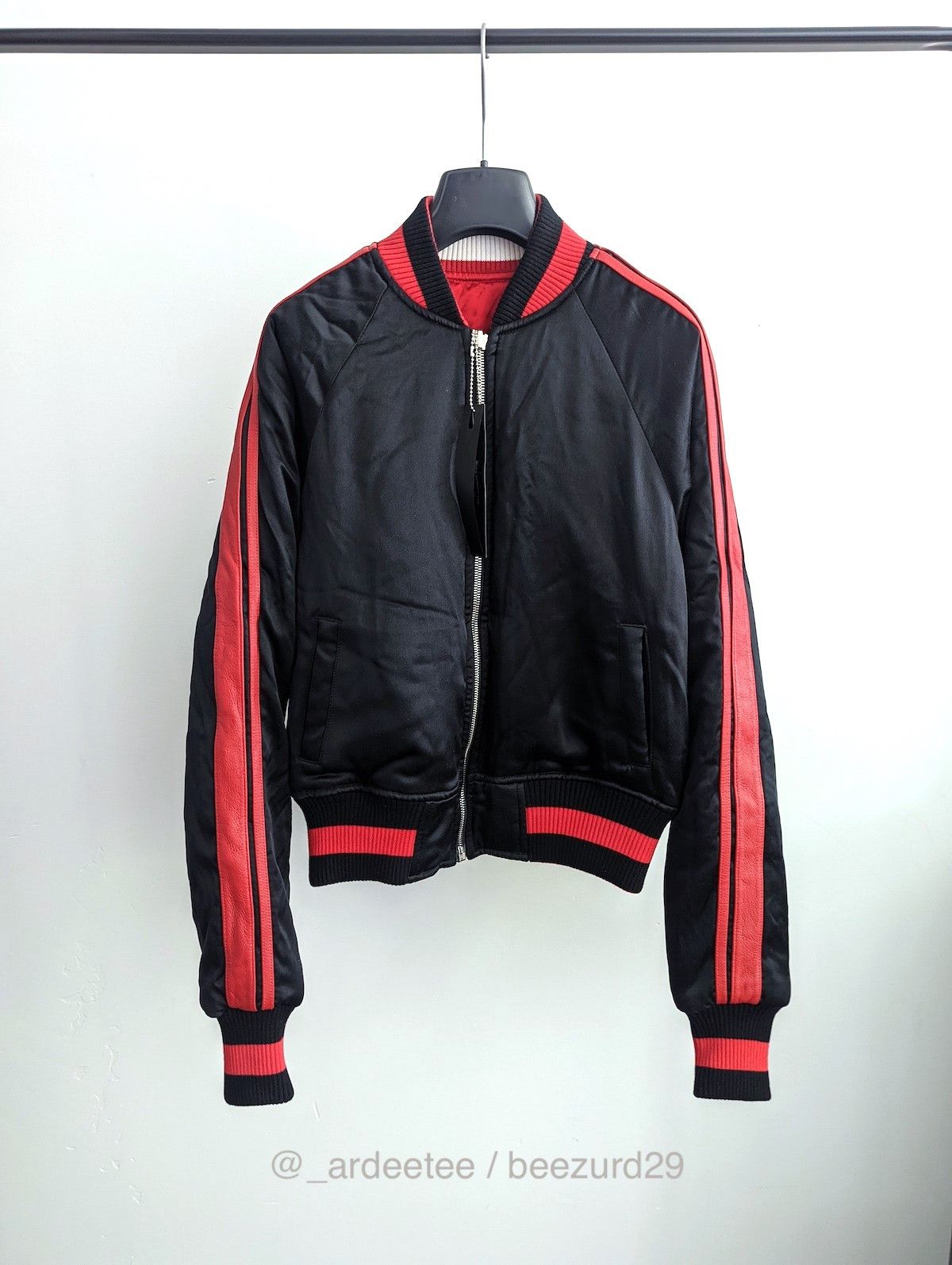 Amiri $2100 REVERSIBLE SILK/LEATHER BOMBER (BLACK/RED) Size S / US 4 / IT 40 - 2 Thumbnail