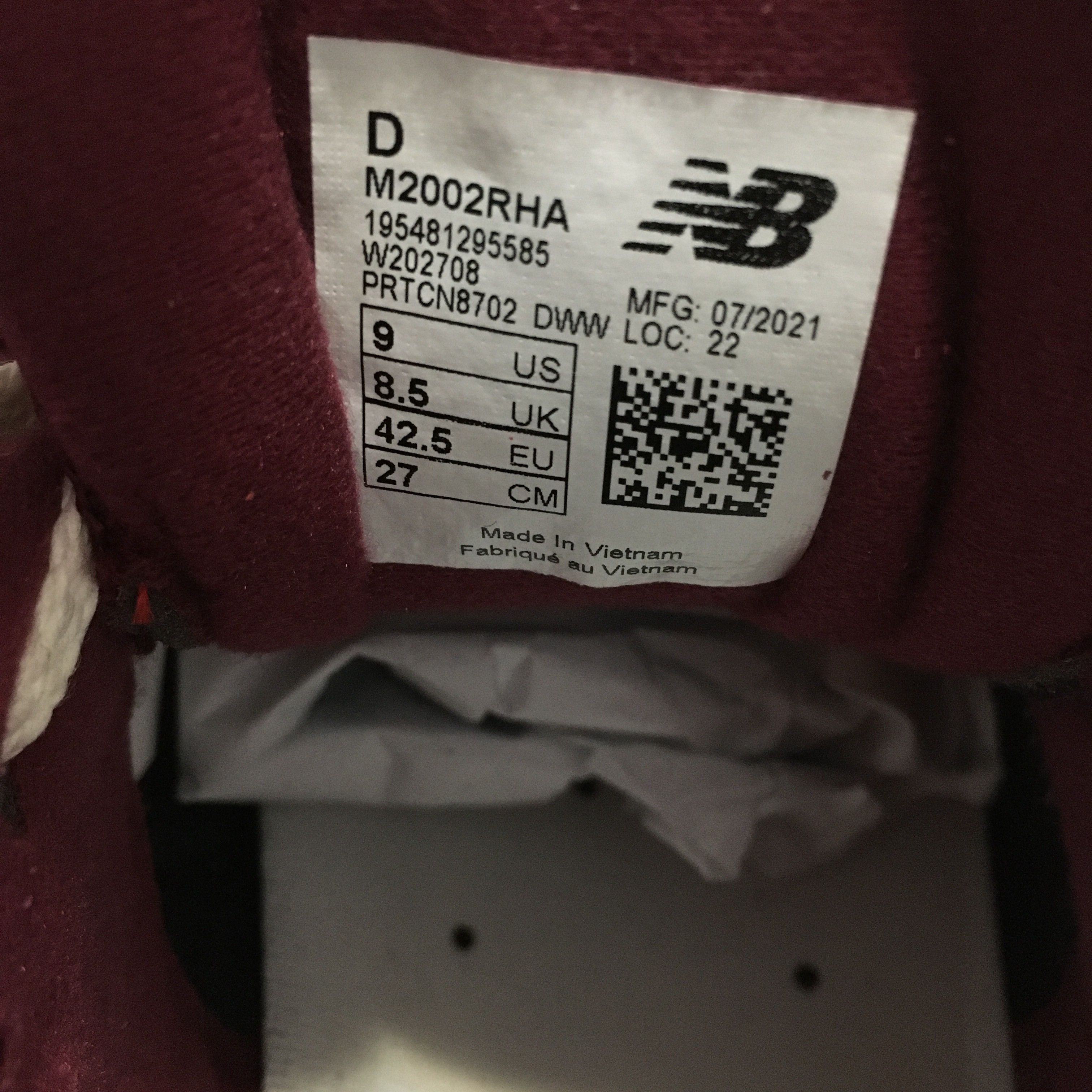 New Balance 2002RHA Suede Pack Deep Earth Red Size US 9 / EU 42 - 6 Thumbnail