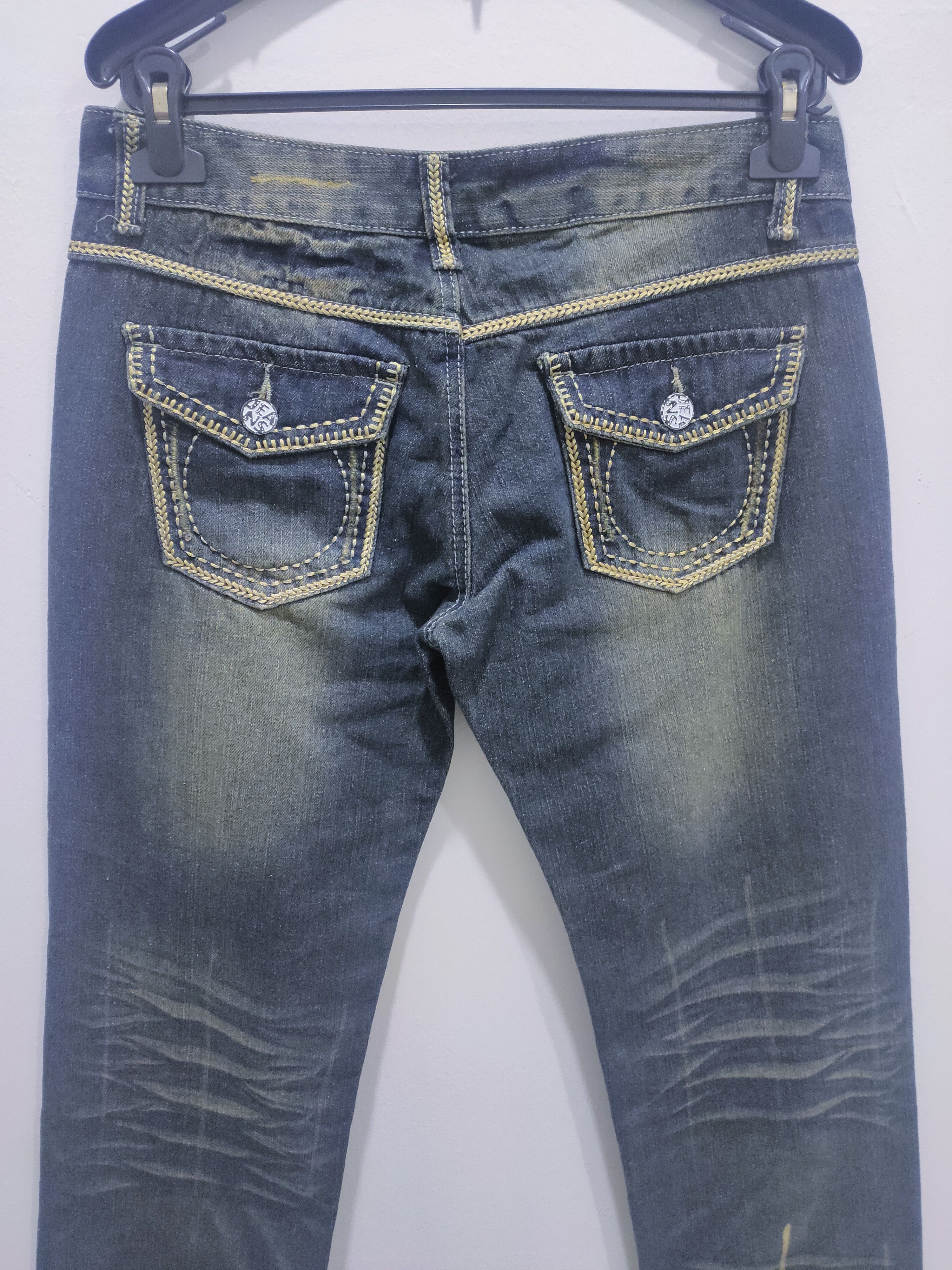Japanese Brand × Seditionaries Rare Stone Wash Handcraft Art Embroidery Stitch Denim Jeans Size US 32 / EU 48 - 11 Thumbnail