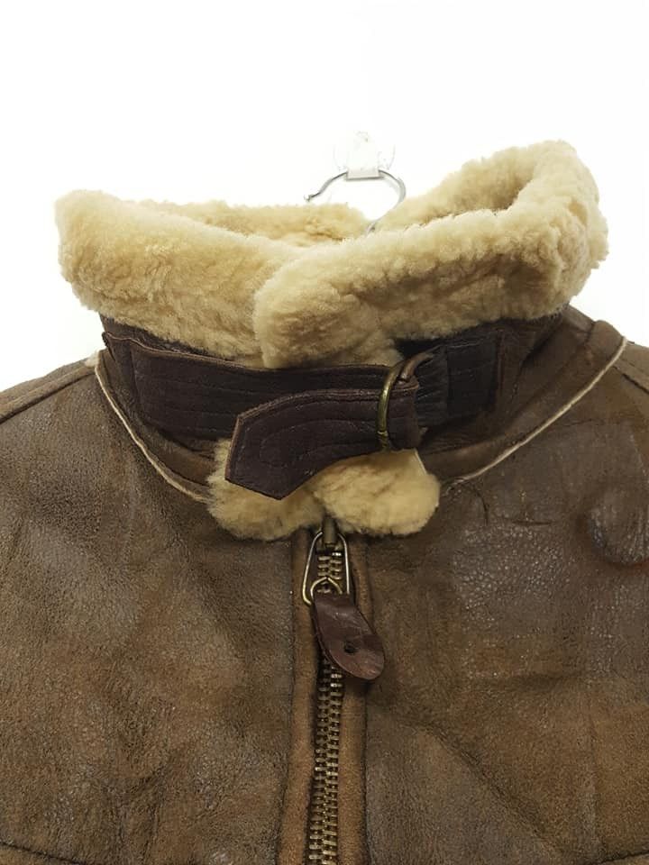 Avirex Vtg. Avirex B-6 Sheepskin USAAF Flight Bomber Leather Jkt Size US M / EU 48-50 / 2 - 6 Thumbnail