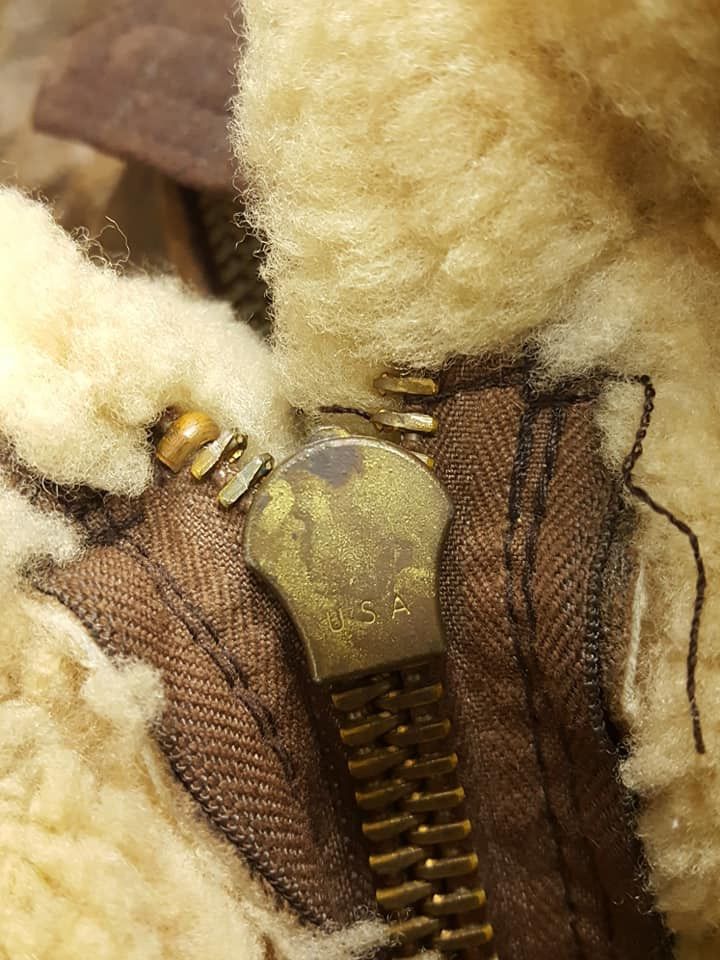 Avirex Vtg. Avirex B-6 Sheepskin USAAF Flight Bomber Leather Jkt Size US M / EU 48-50 / 2 - 13 Thumbnail