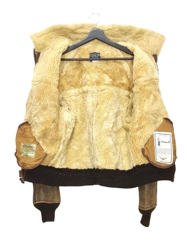 Avirex Vtg. Avirex B-6 Sheepskin USAAF Flight Bomber Leather Jkt Size US M / EU 48-50 / 2 - 4 Thumbnail