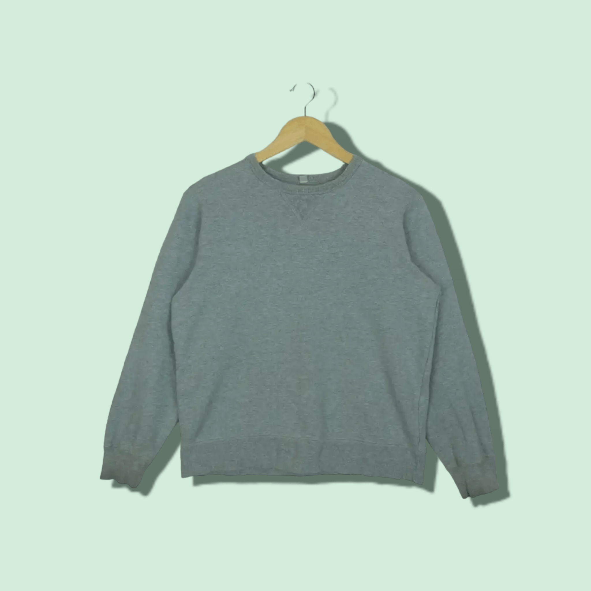 Japanese Brand Vintage 90's UNIQLO Grey Plain Sweatshirts Jumper Size M / US 6-8 / IT 42-44 - 1 Thumbnail