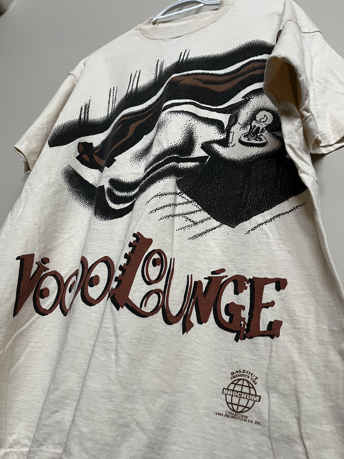 Band Tees × Vintage VINTAGE 1994 Rolling Stones Voodoo Lounge Shirt Size US XL / EU 56 / 4 - 2 Thumbnail