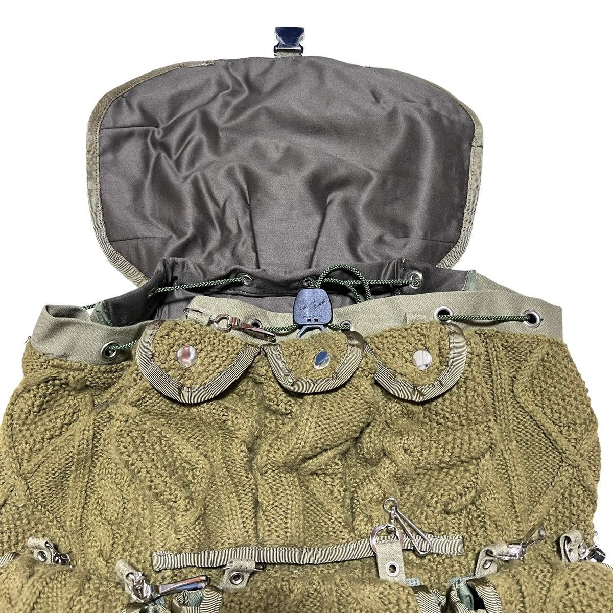 Jun Takahashi UNDERCOVER 2004AW BUT BEAUTIFUL MODULAR KNIT BACKPACK Size ONE SIZE - 5 Thumbnail