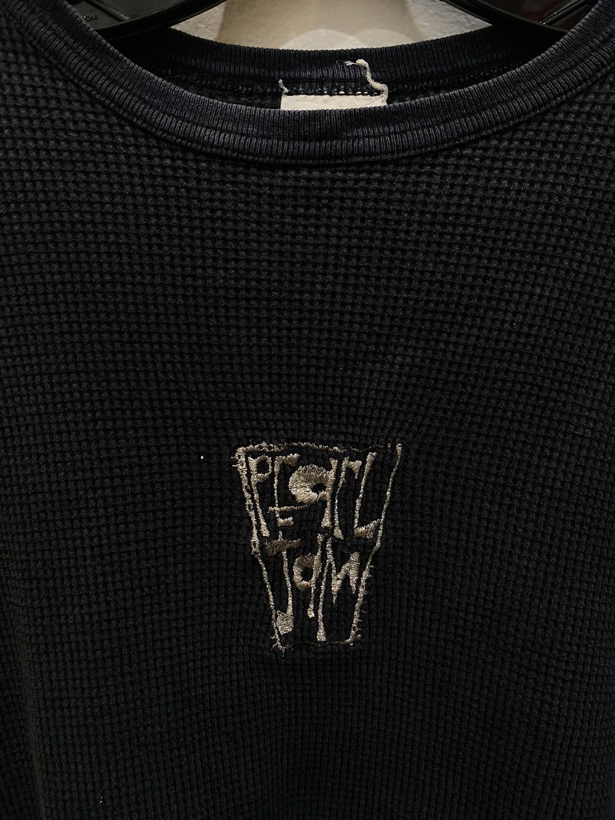 Vintage Pearl Jam Silver Logo Thermal Size US L / EU 52-54 / 3 - 2 Thumbnail