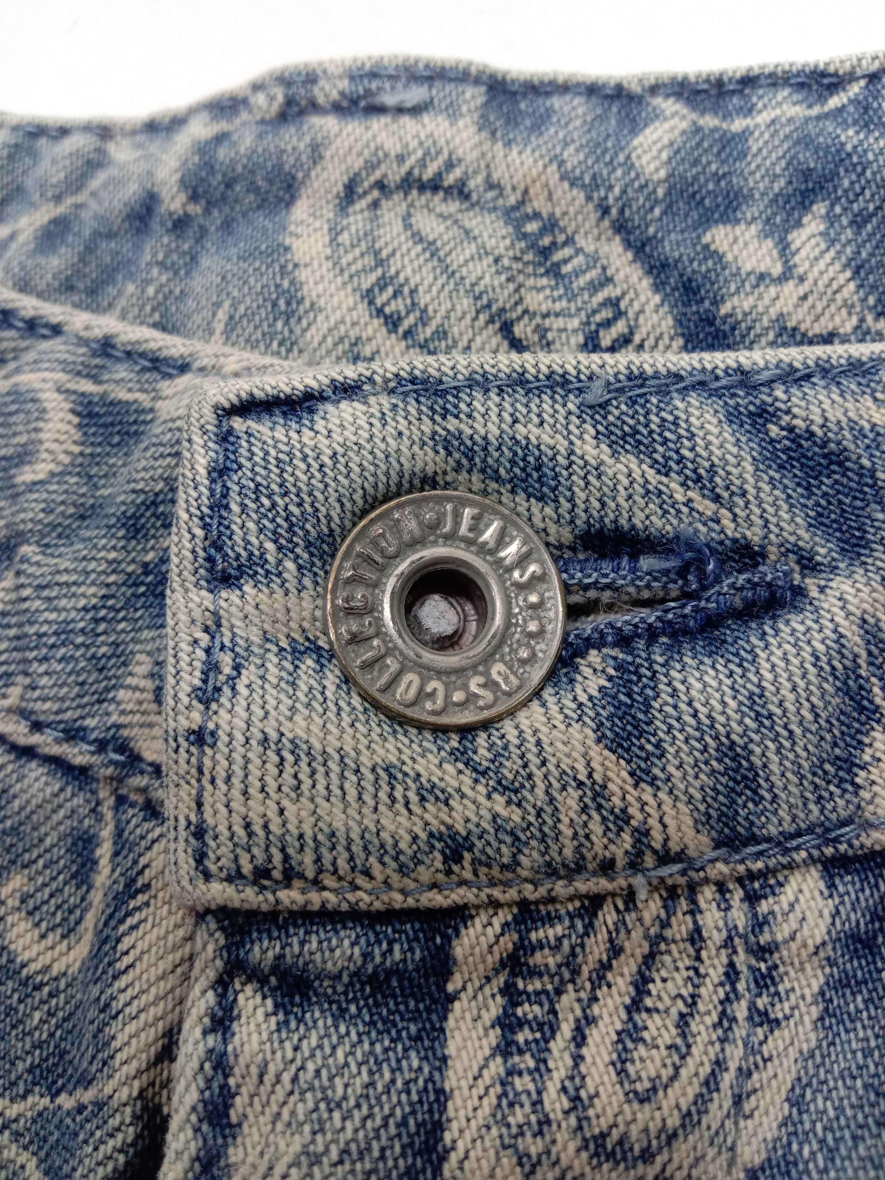Japanese Brand Vintage Japanese Art Full Printed Flare Jeans Size 27" / US 4 / IT 40 - 9 Thumbnail