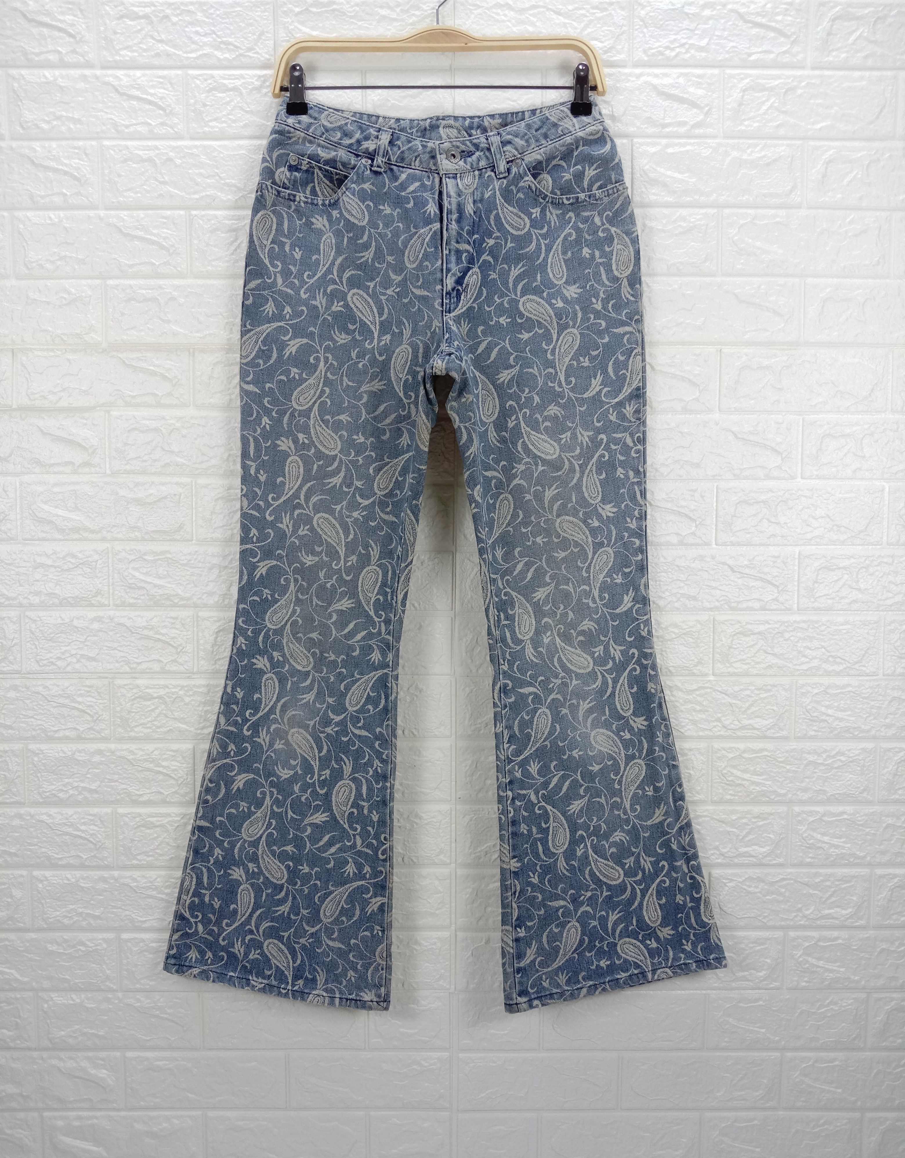 Japanese Brand Vintage Japanese Art Full Printed Flare Jeans Size 27" / US 4 / IT 40 - 1 Thumbnail
