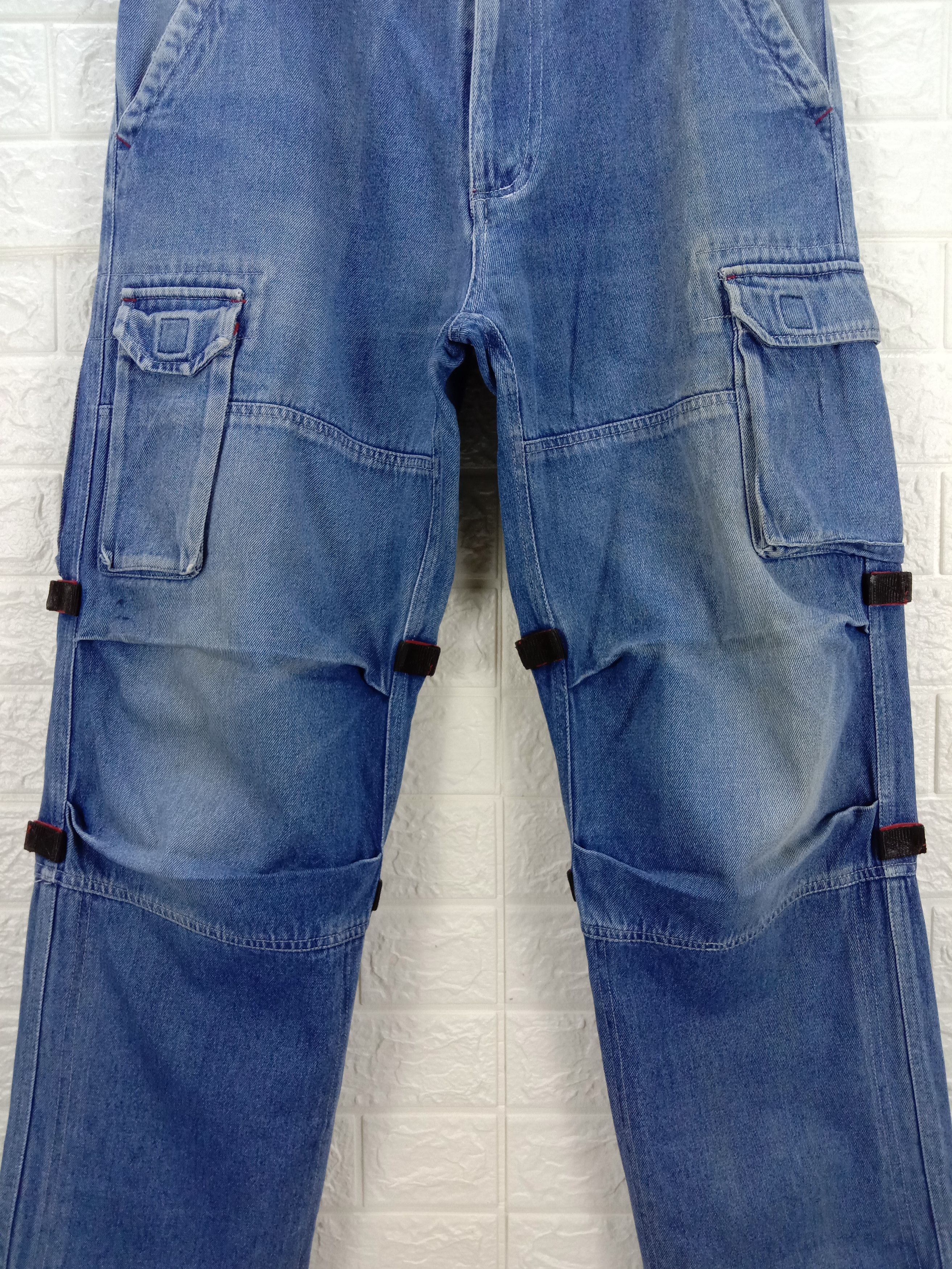 Japanese Brand Vintage Japanese Wide Multi Pocket Cargo Baggy Jeans Size US 32 / EU 48 - 3 Thumbnail