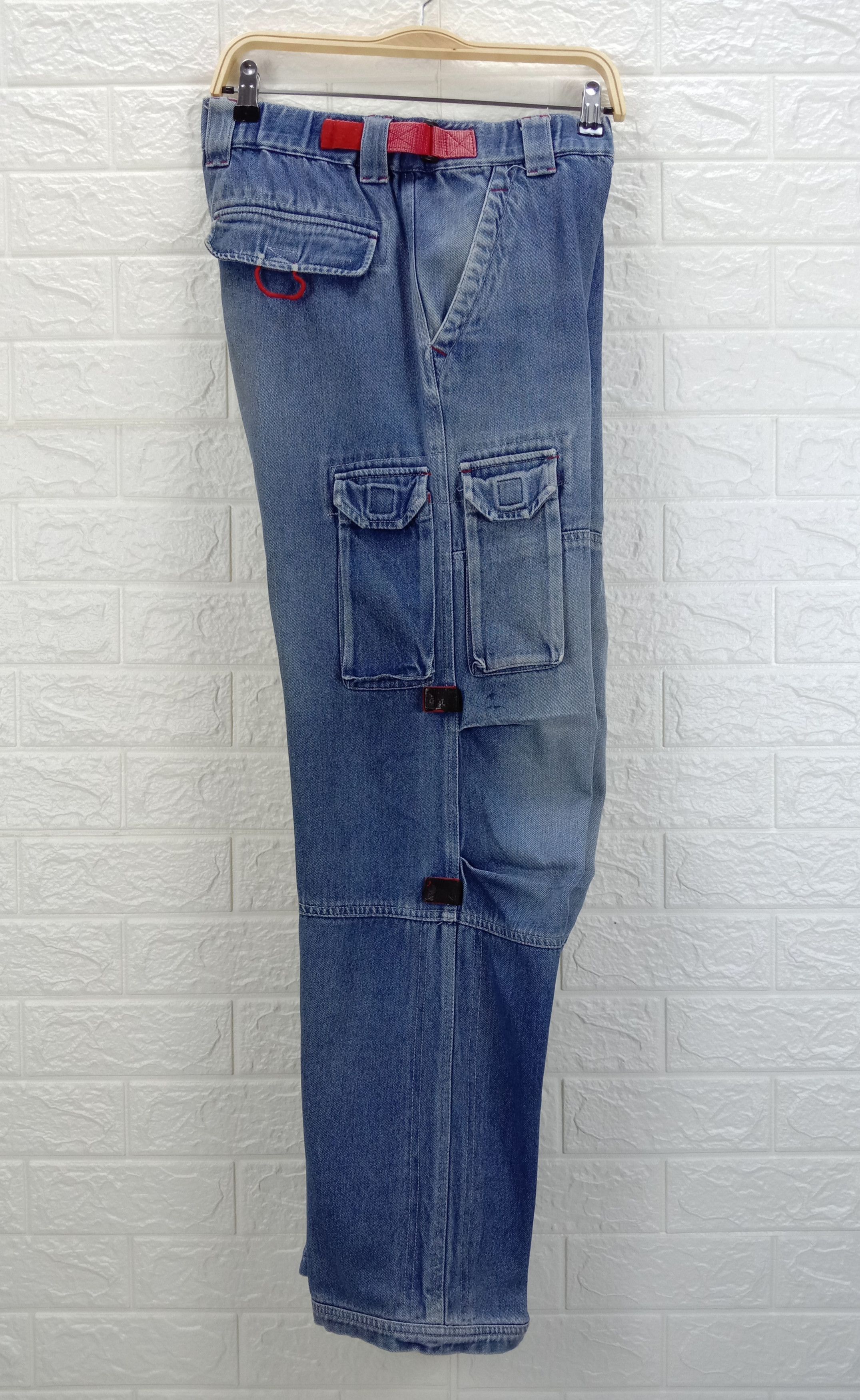 Japanese Brand Vintage Japanese Wide Multi Pocket Cargo Baggy Jeans Size US 32 / EU 48 - 9 Thumbnail