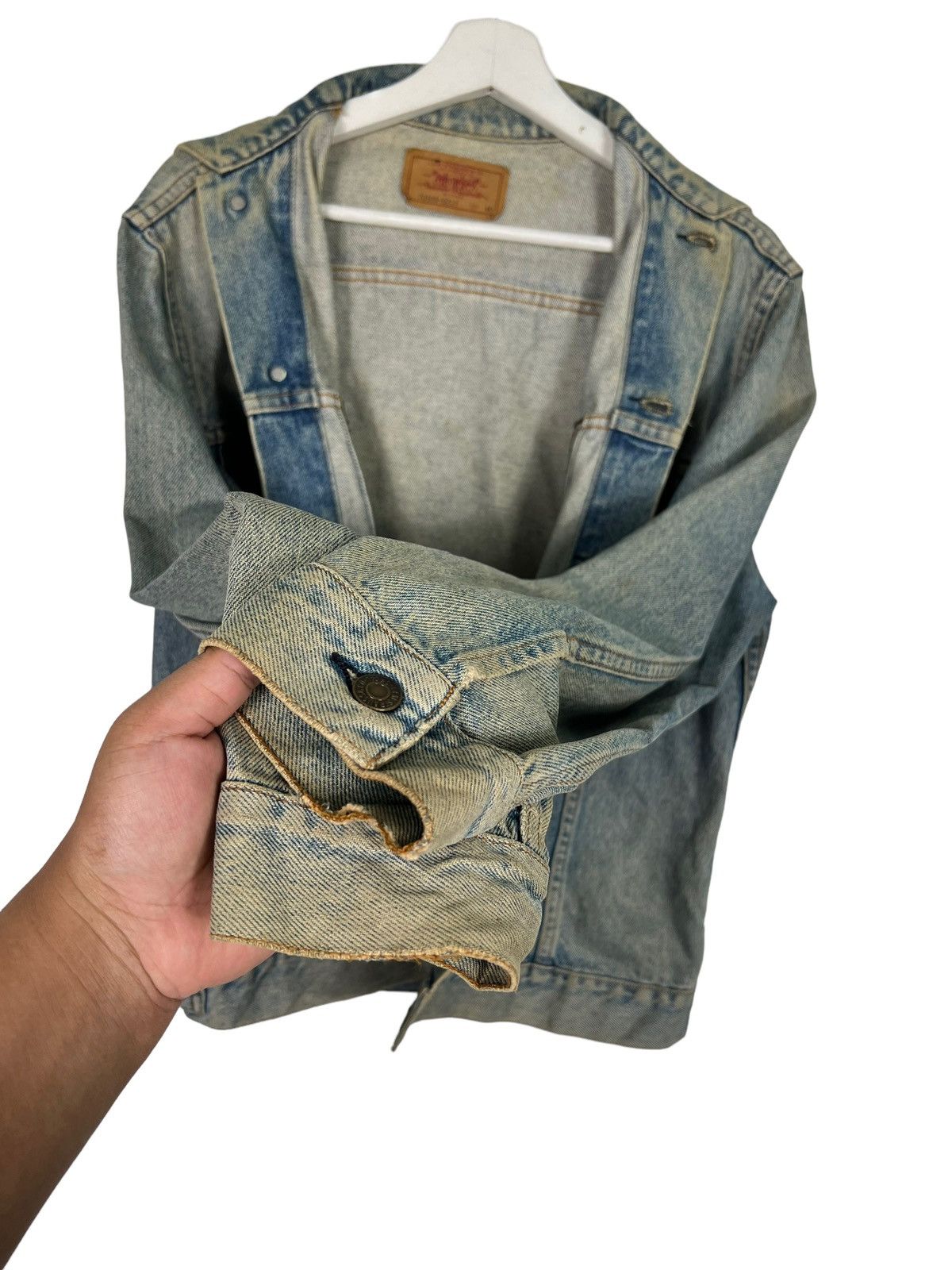 Levi's × Levi's Vintage Clothing 🔥 80s VINTAGE LEVIS TRUCKER DENIM JACKET Size US L / EU 52-54 / 3 - 9 Thumbnail