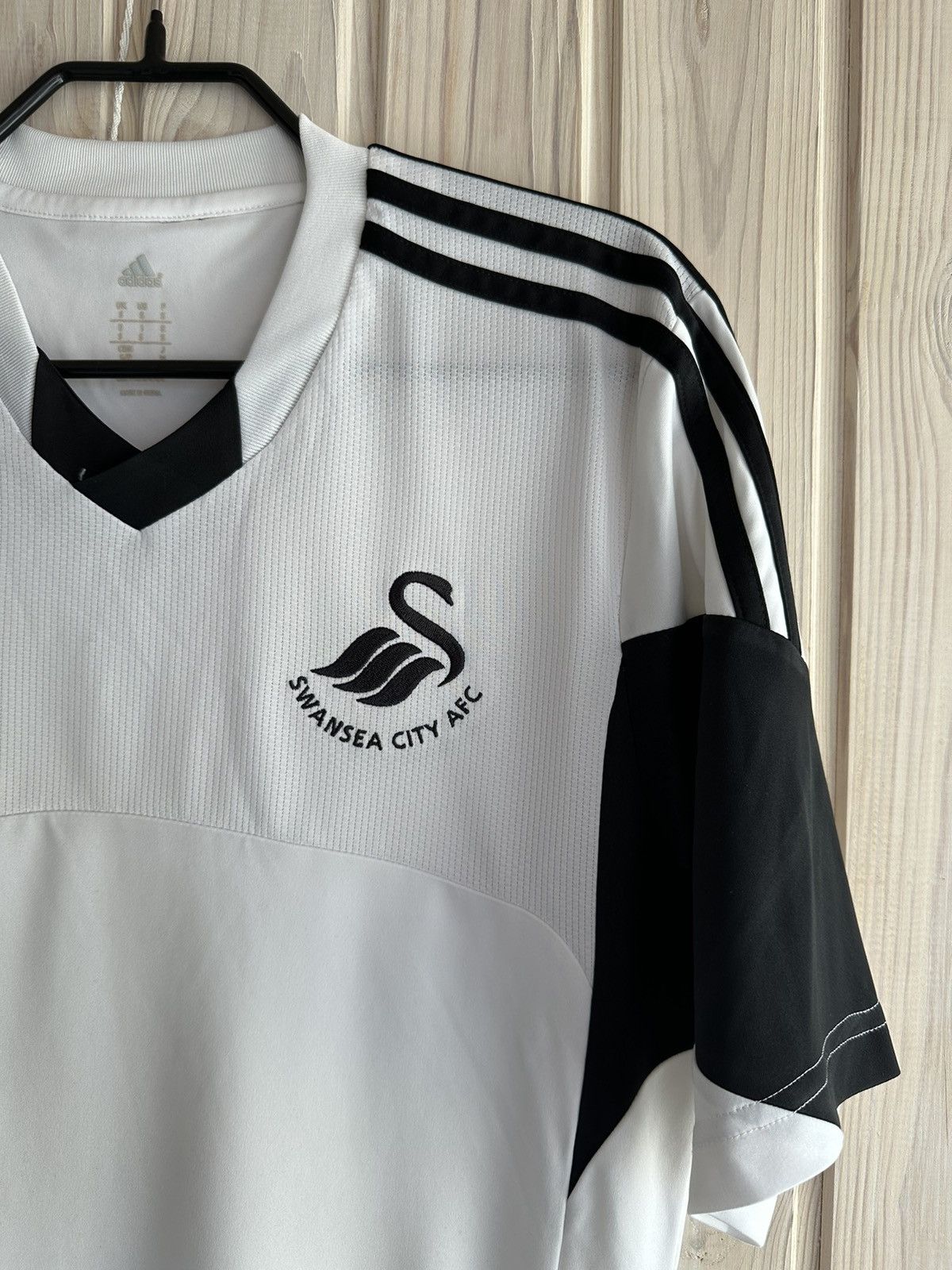 Adidas 2013 Swansea City Adidas soccer jersey shirt football EPL Size US S / EU 44-46 / 1 - 3 Thumbnail