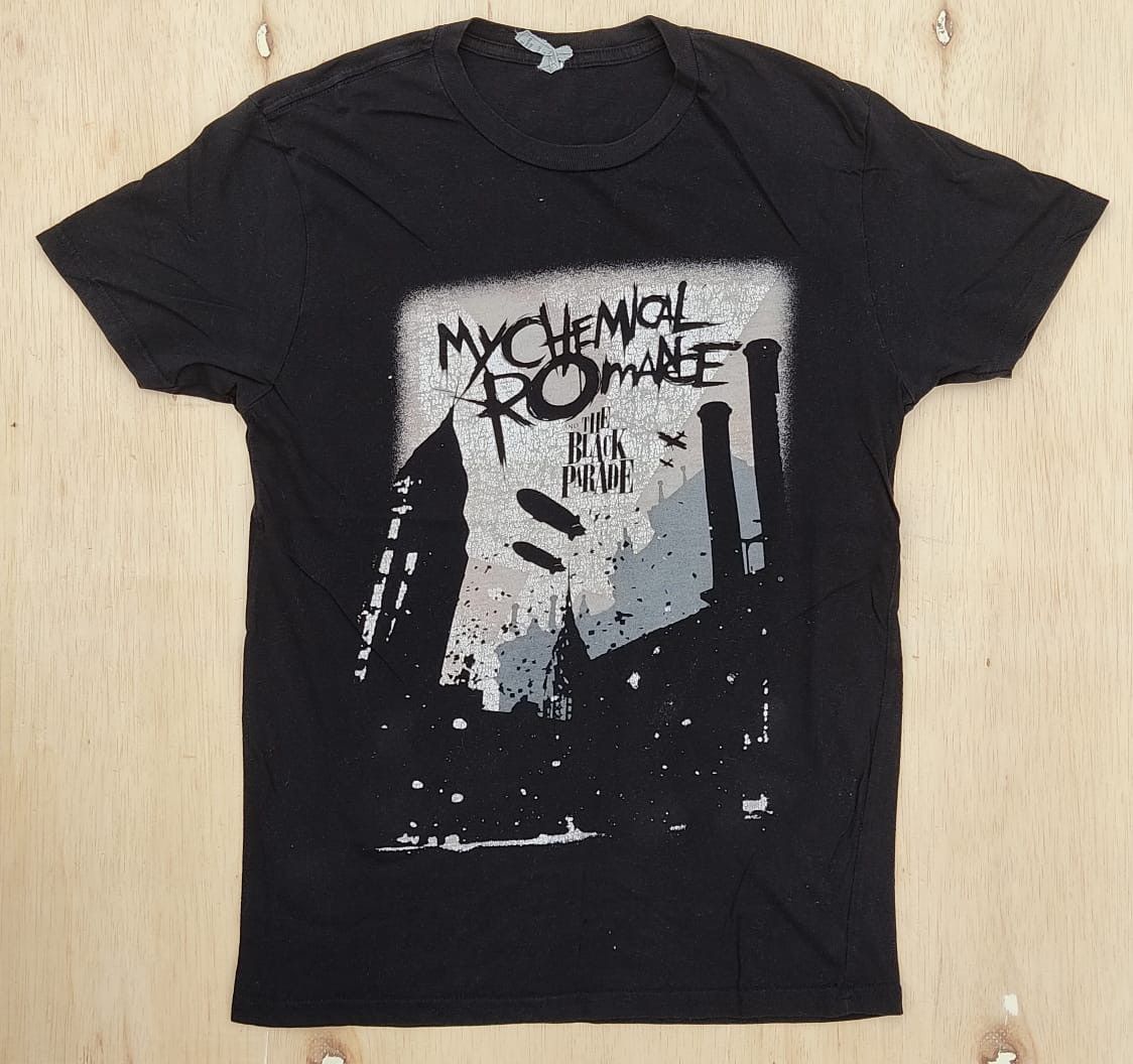 Band Tees × Vintage vintage tee D - 23 My Chemical Romance Size US M / EU 48-50 / 2 - 1 Thumbnail