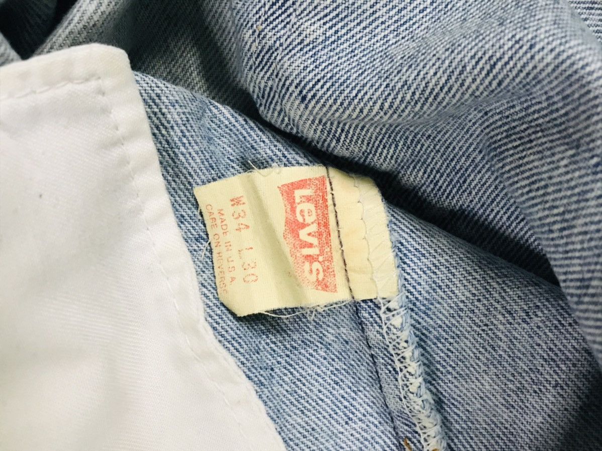 Levi's Vintage Light Wash Distressed Denim Jeans – Frayed Waist Size US 34 / EU 50 - 9 Thumbnail
