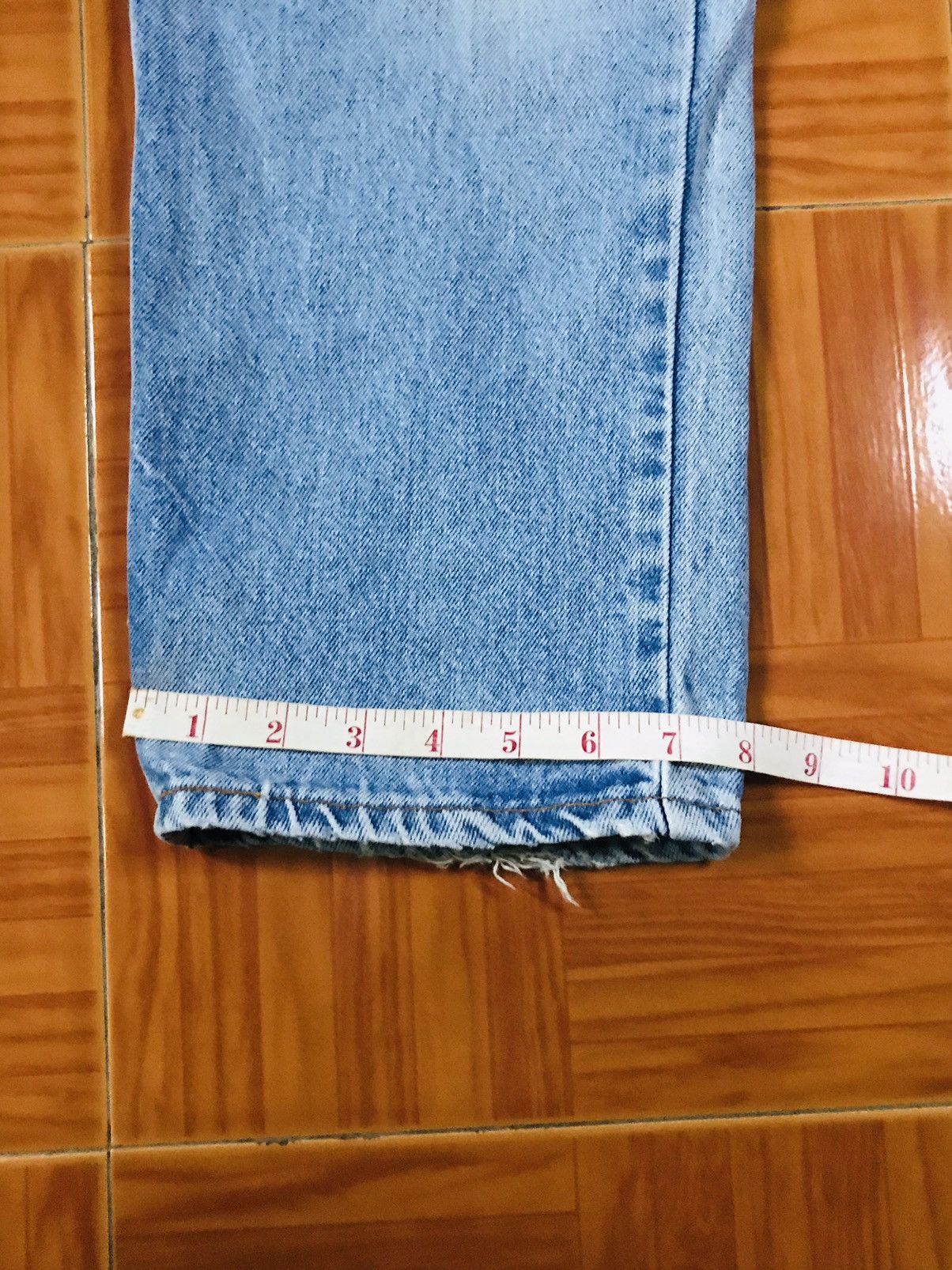 Levi's Vintage Light Wash Distressed Denim Jeans – Frayed Waist Size US 34 / EU 50 - 17 Thumbnail