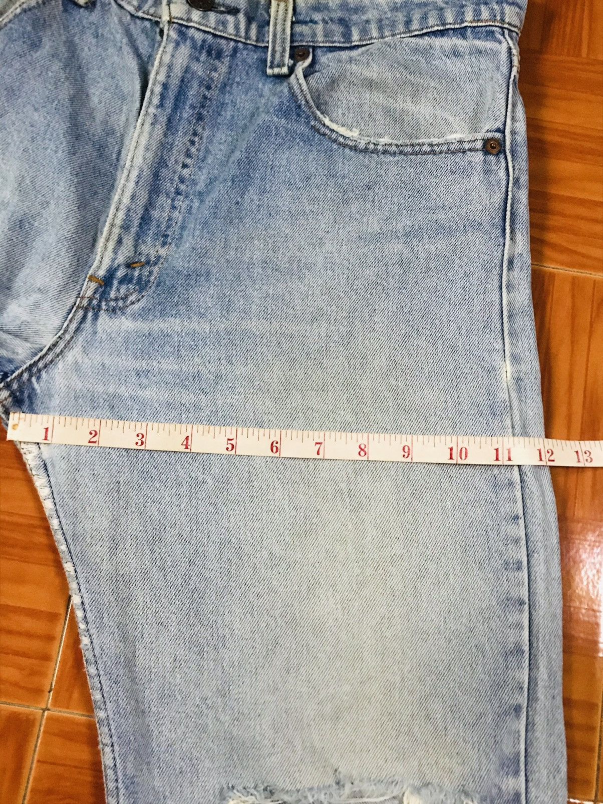 Levi's Vintage Light Wash Distressed Denim Jeans – Frayed Waist Size US 34 / EU 50 - 15 Thumbnail