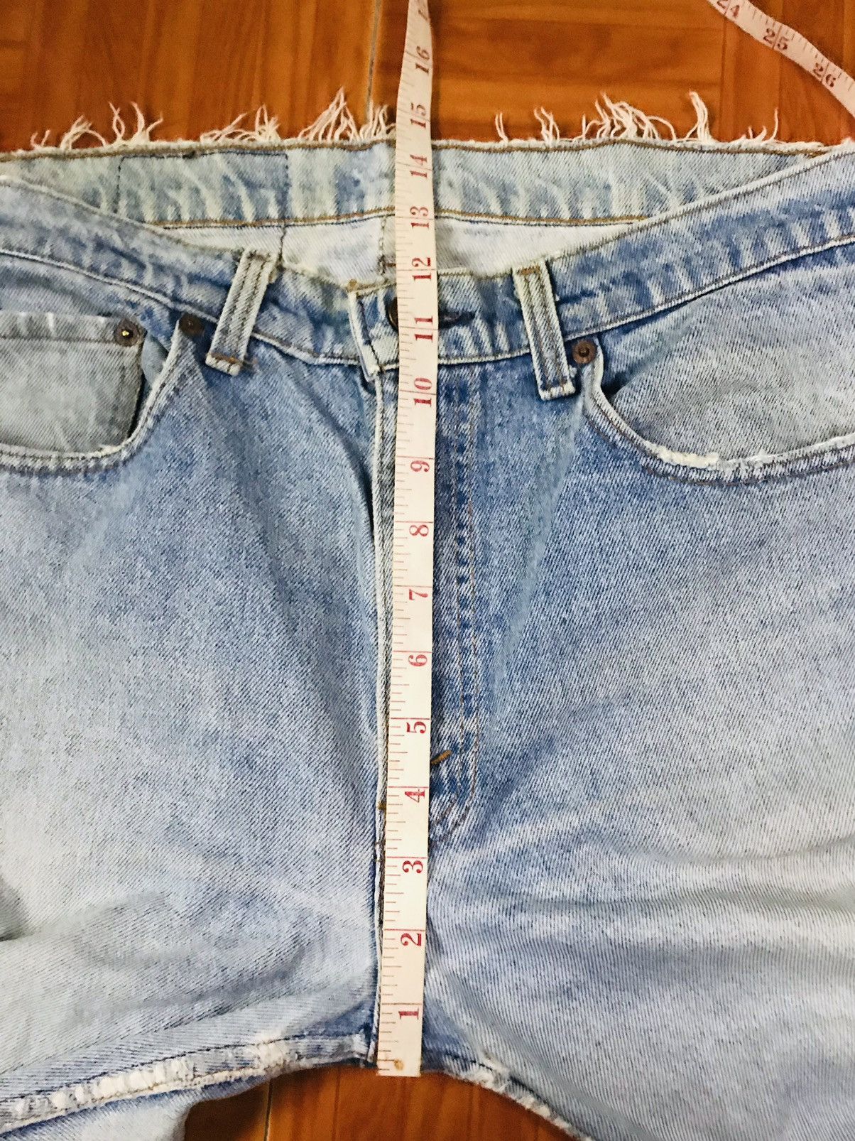 Levi's Vintage Light Wash Distressed Denim Jeans – Frayed Waist Size US 34 / EU 50 - 14 Thumbnail
