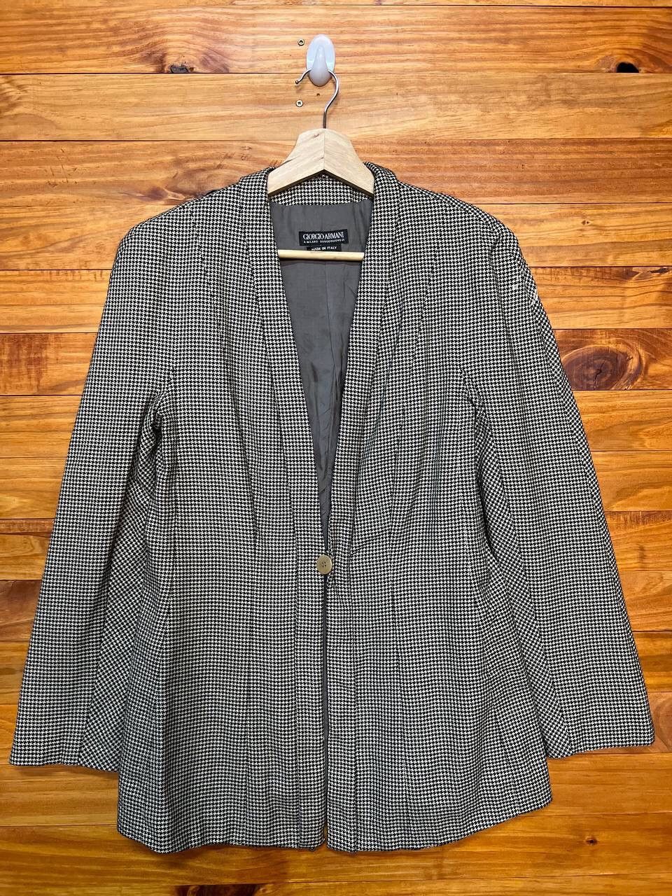 Giorgio Armani GIORGIO ARMANI A MILANO BORGONUOVO 21 WOMEN SUIT BLAZER Size ONE SIZE - 1 Thumbnail