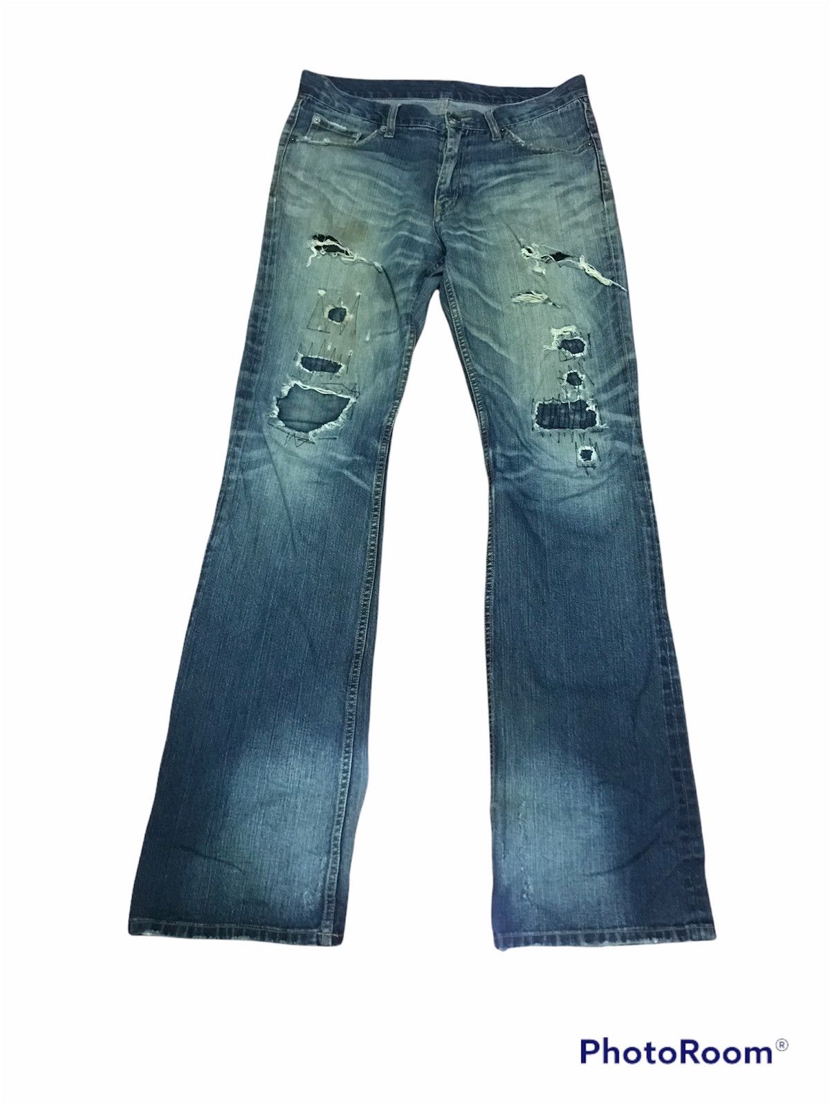 Japanese Brand “Vintage Distressed Flare Jeans – Faded Blue Ripped Denim” Size US 33 - 1 Thumbnail