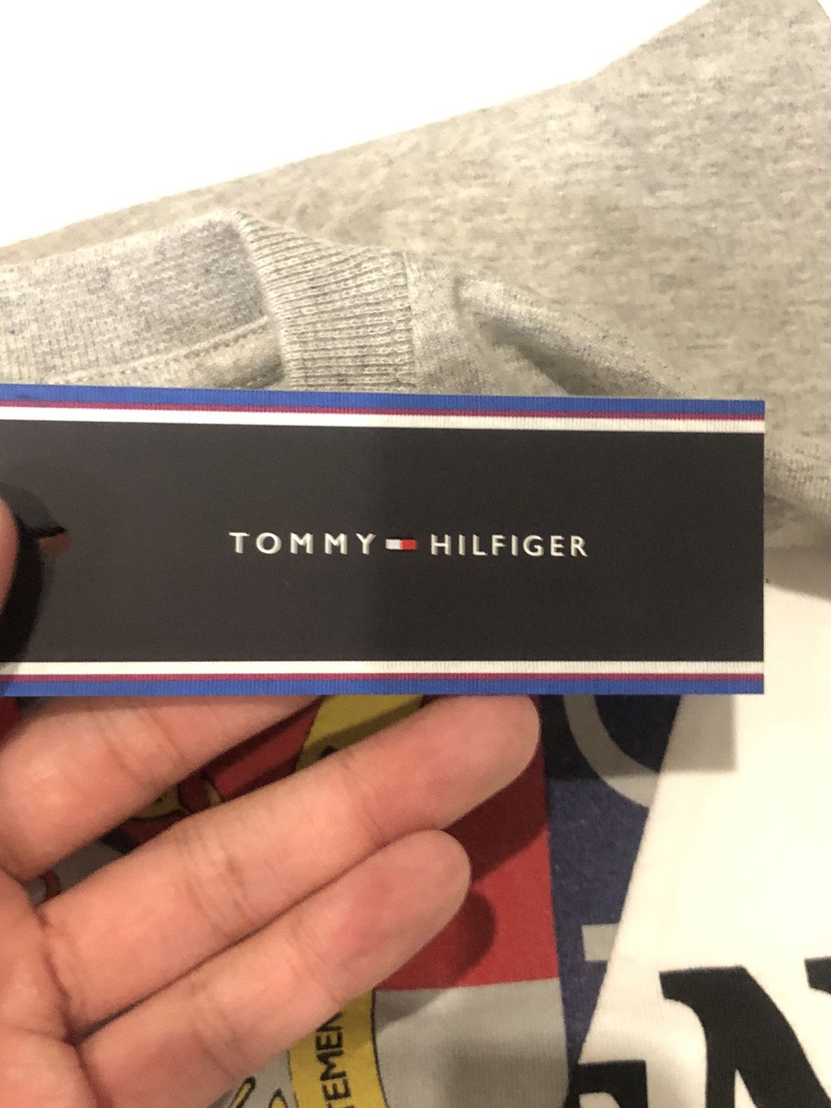 Tommy Hilfiger × Vetements VETEMENTS Tommy Hilfiger hongkong exclusive split tee Size US M / EU 48-50 / 2 - 6 Thumbnail