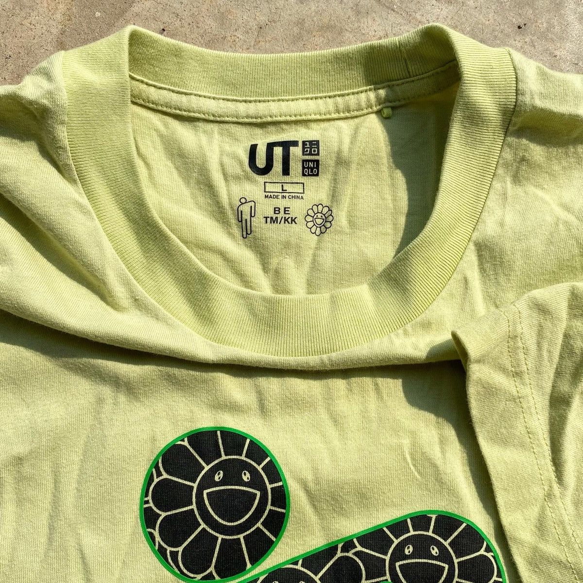 Uniqlo Uniqlo Billie Eilish x Murakami (DDP / No Import Fees) Size US L / EU 52-54 / 3 - 3 Thumbnail